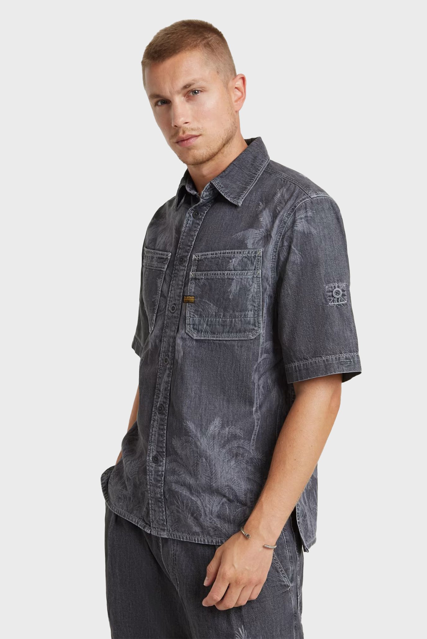 Мужская темно-серая джинсовая рубашка с узором Slanted double pocket regular 1