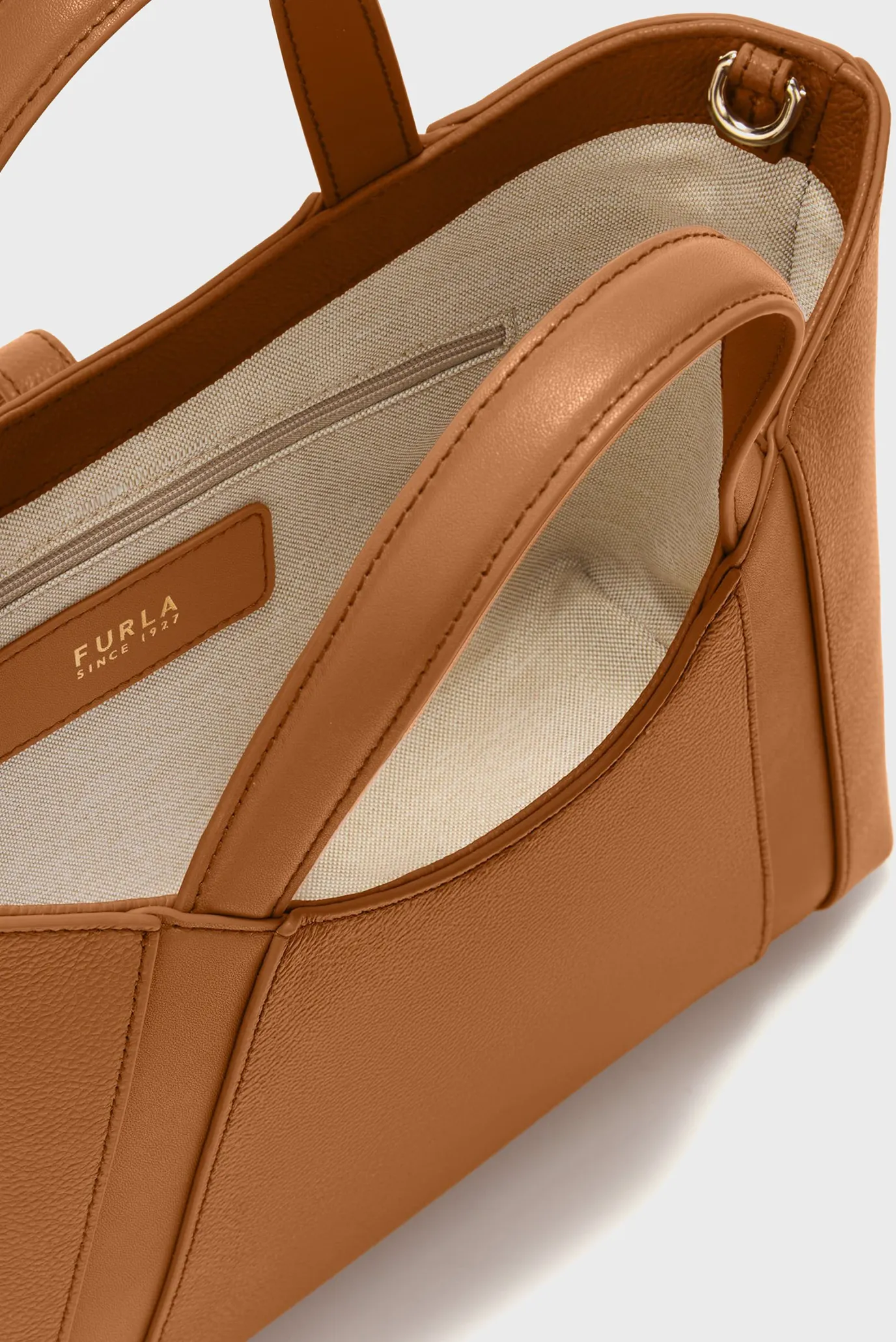 Женская рыжая кожаная сумка 5