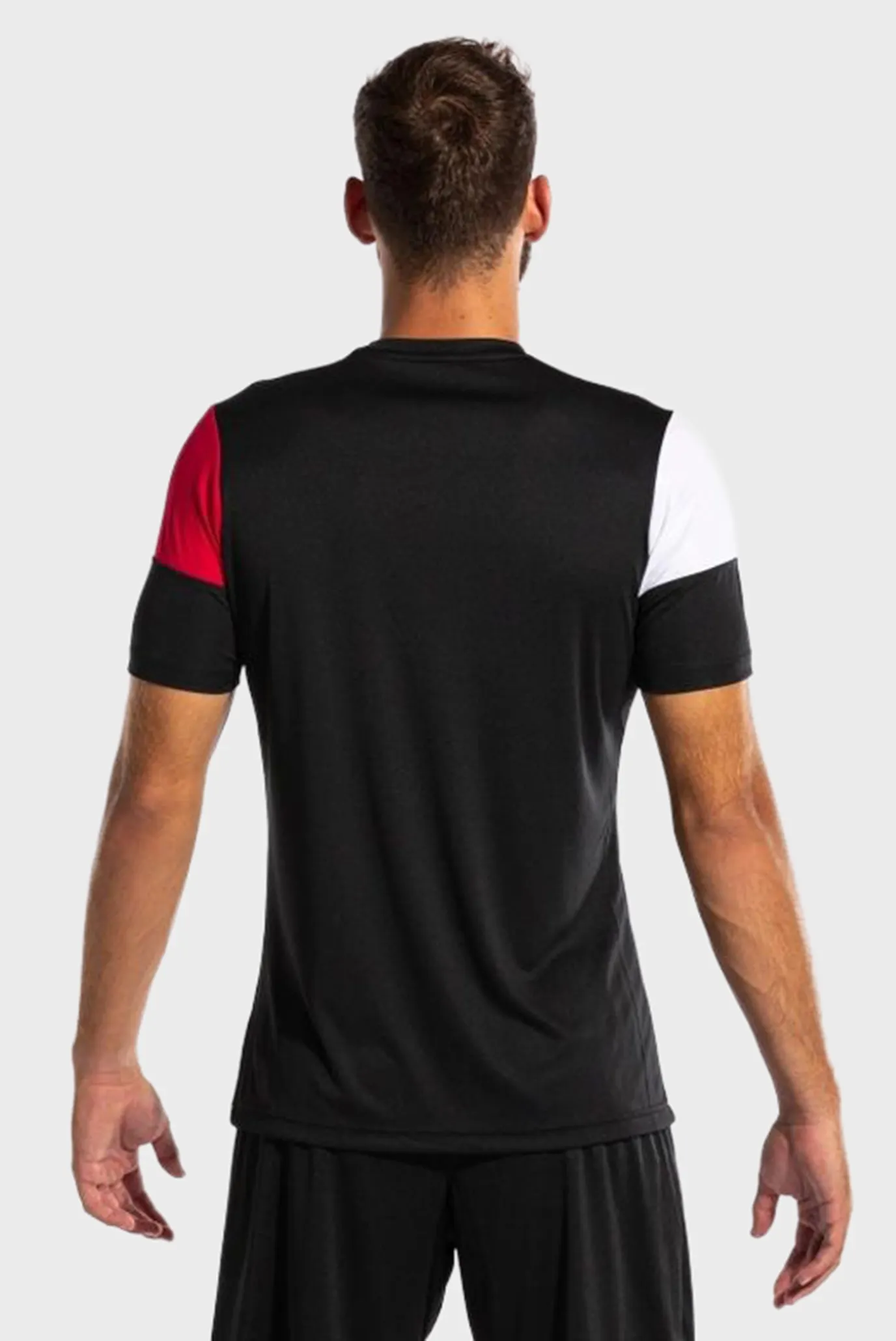 Мужская черная футболка 3