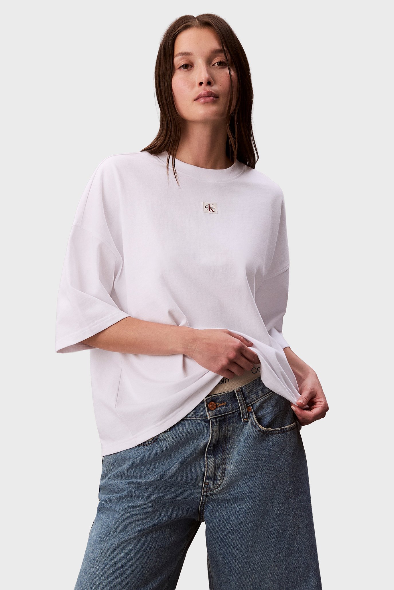 Женская белая футболка SS WOVEN LABEL Белый S Calvin Klein Jeans LV047D204G Женская белая футболка SS WOVEN LABEL Белый S Calvin Klein Jeans LV047D204G