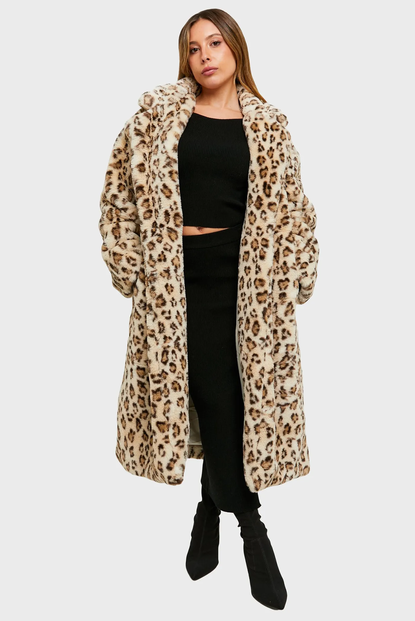 Жіноча шуба з візерунком 3