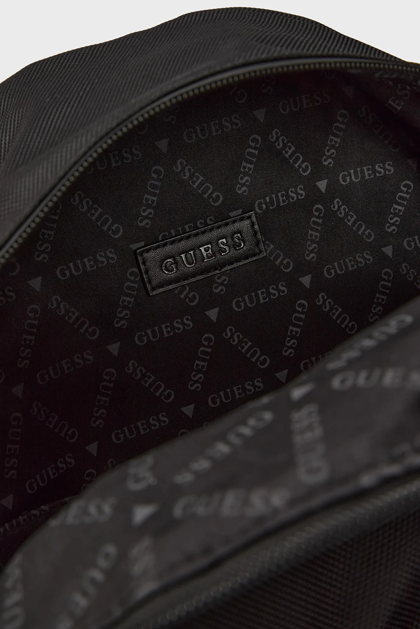 Чоловічий чорний рюкзак VENEZIA BACKPACK WITH FRNT PCK 5