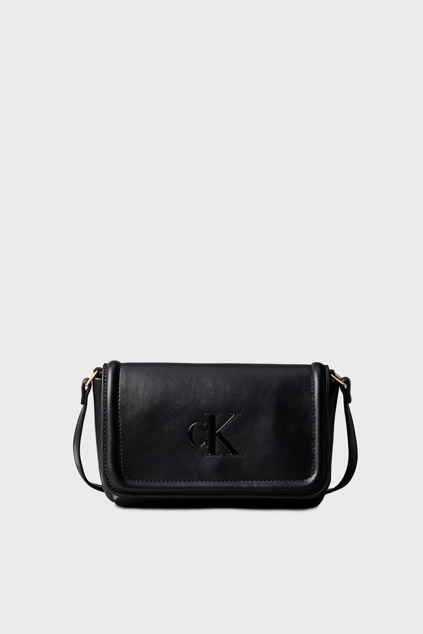 Женская черная сумка BOLD Черный ONESIZE Calvin Klein LV04F1027G Женская черная сумка BOLD Черный ONESIZE Calvin Klein LV04F1027G