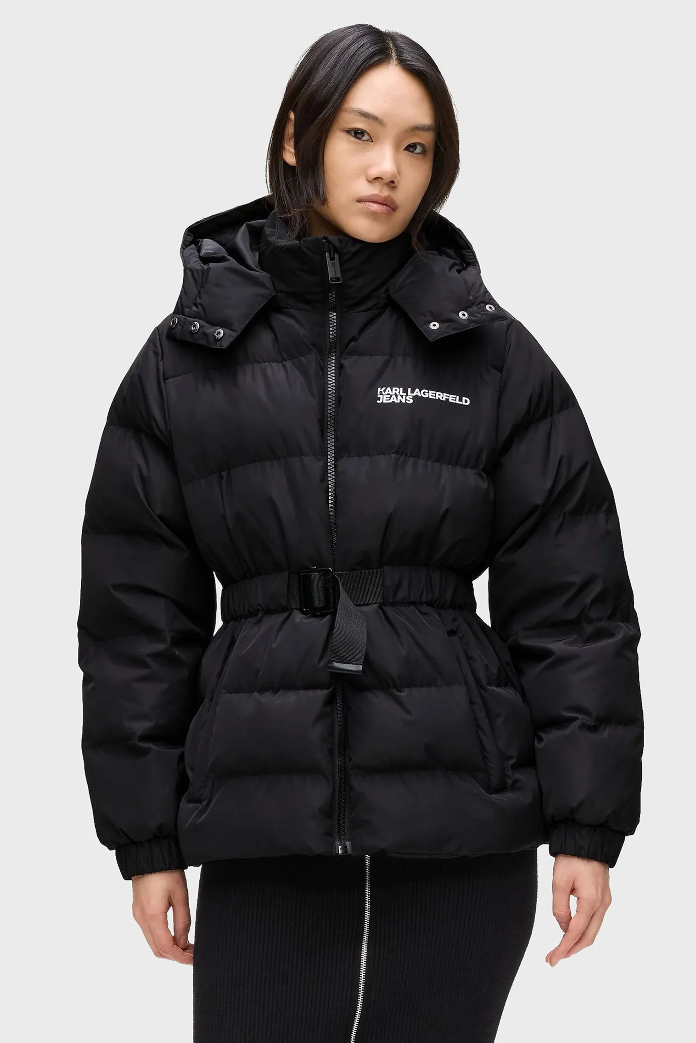 Жіноча чорна куртка belted puffer 1