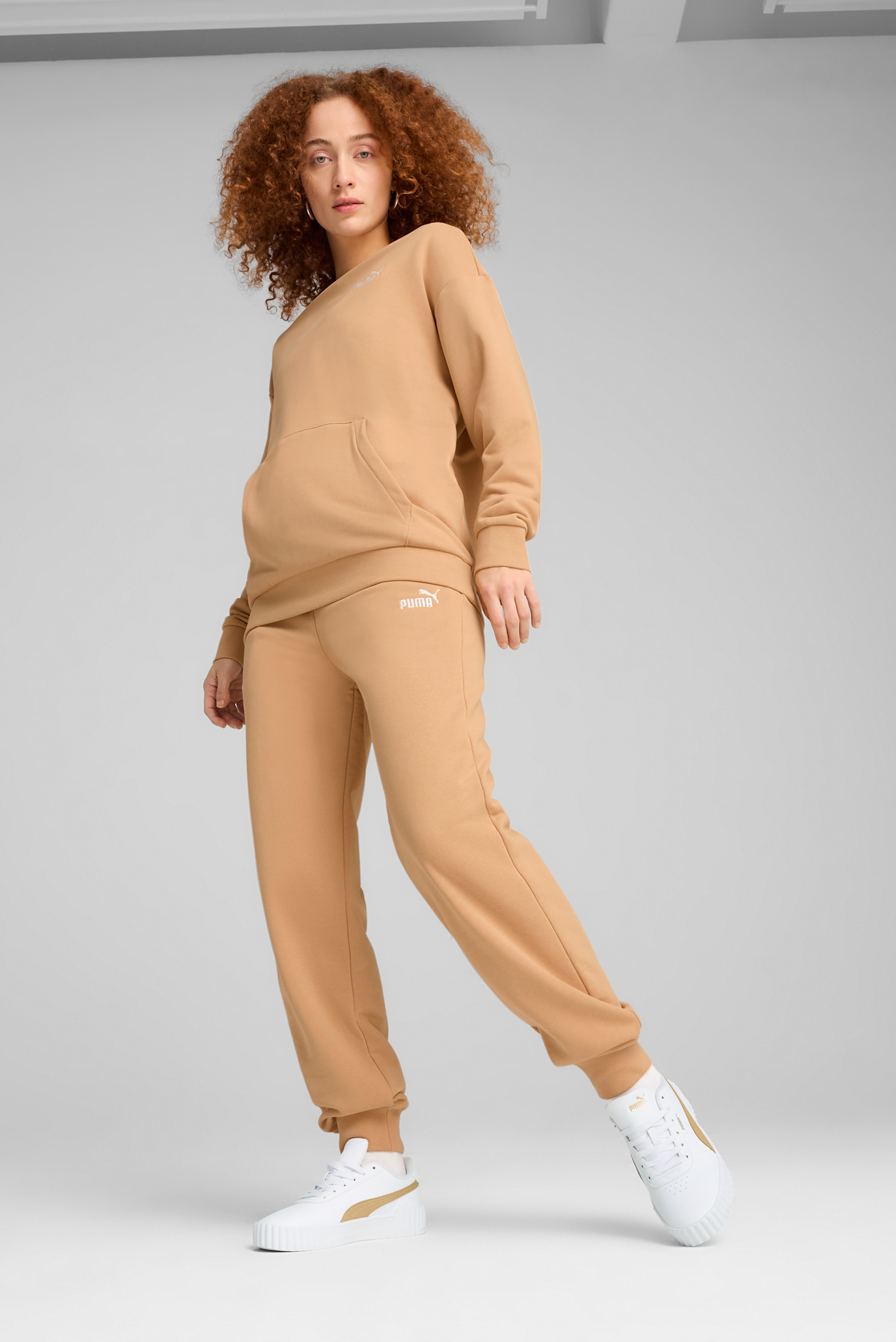 Женский персиковый спортивный костюм (свитшот, брюки) Relaxed Sweat Suit Women 1