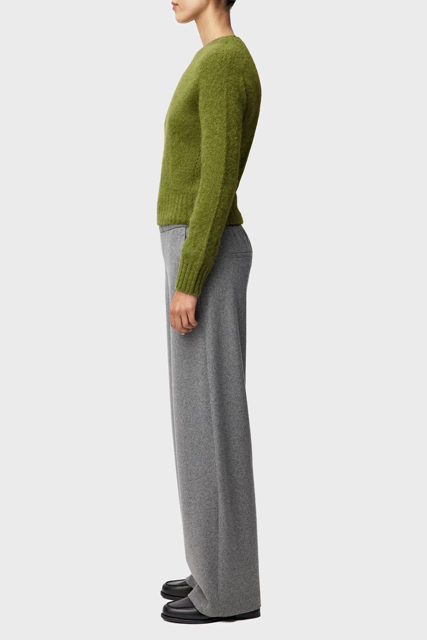 Женский зеленый шерстяной джемпер FIDA 3