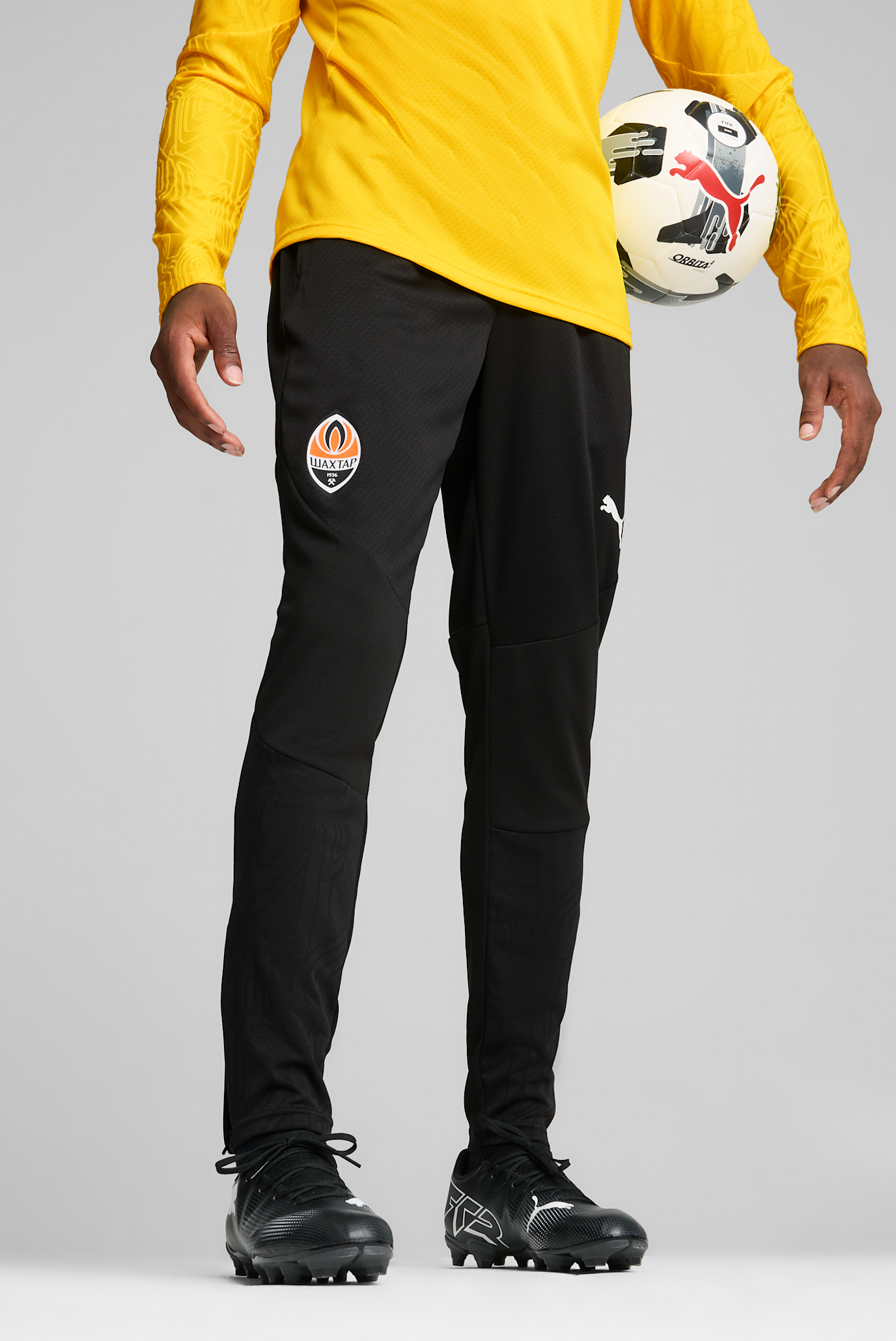 Чоловічі чорні спортивні штани 
FC Shakhtar Donetsk Training Pants Men 1