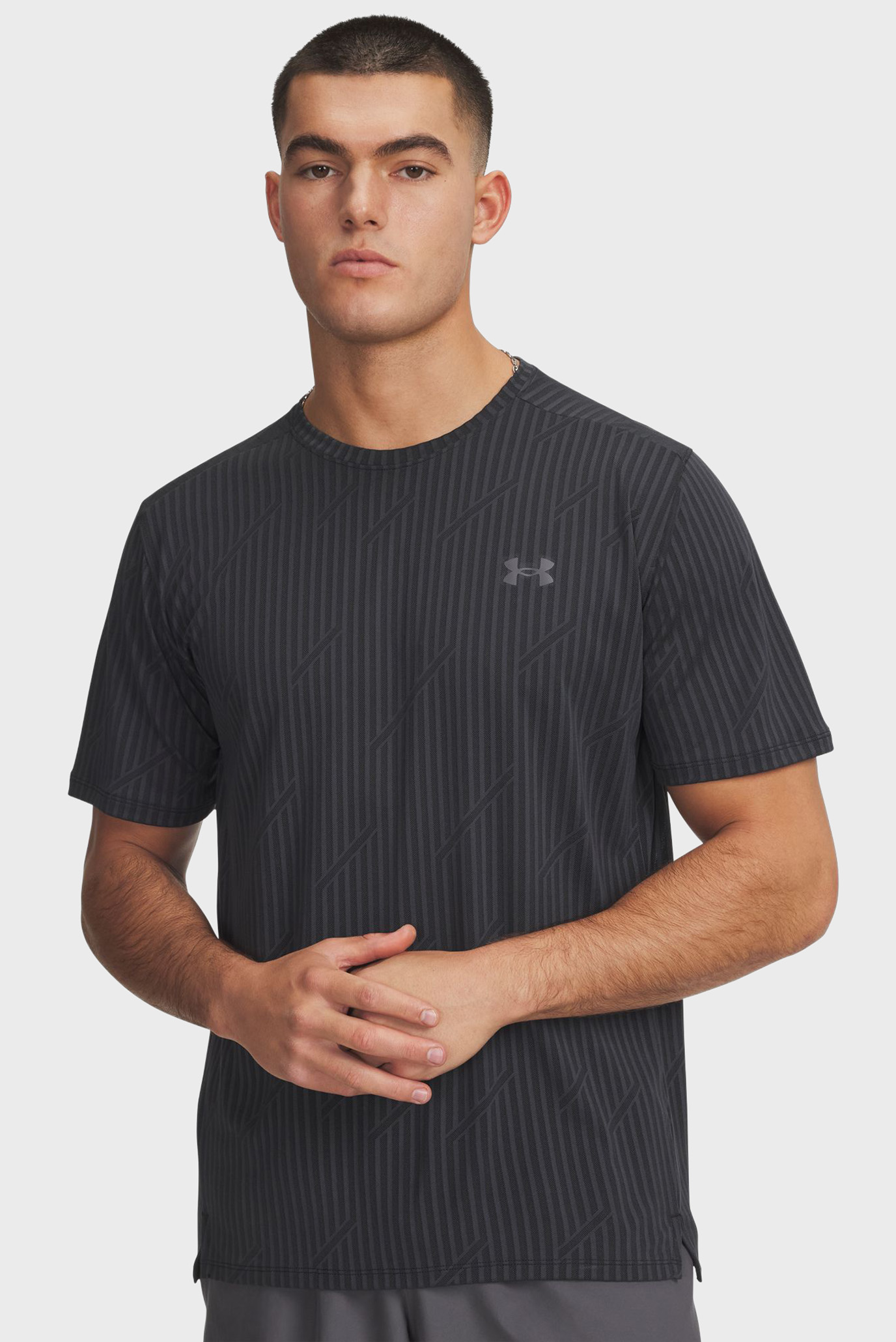 Мужская темно-серая футболка в полоску UA Tech Vent Jacquard Серый XXL Under Armour 6005932-001 Мужская темно-серая футболка в полоску UA Tech Vent Jacquard Серый XXL Under Armour 6005932-001