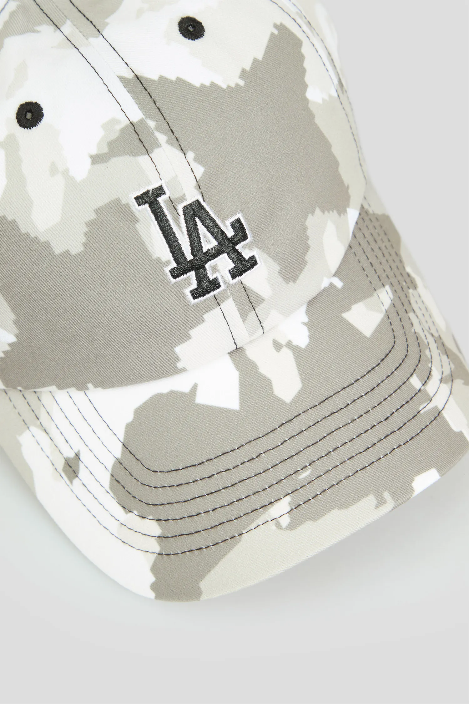 Кепка з візерунком 4