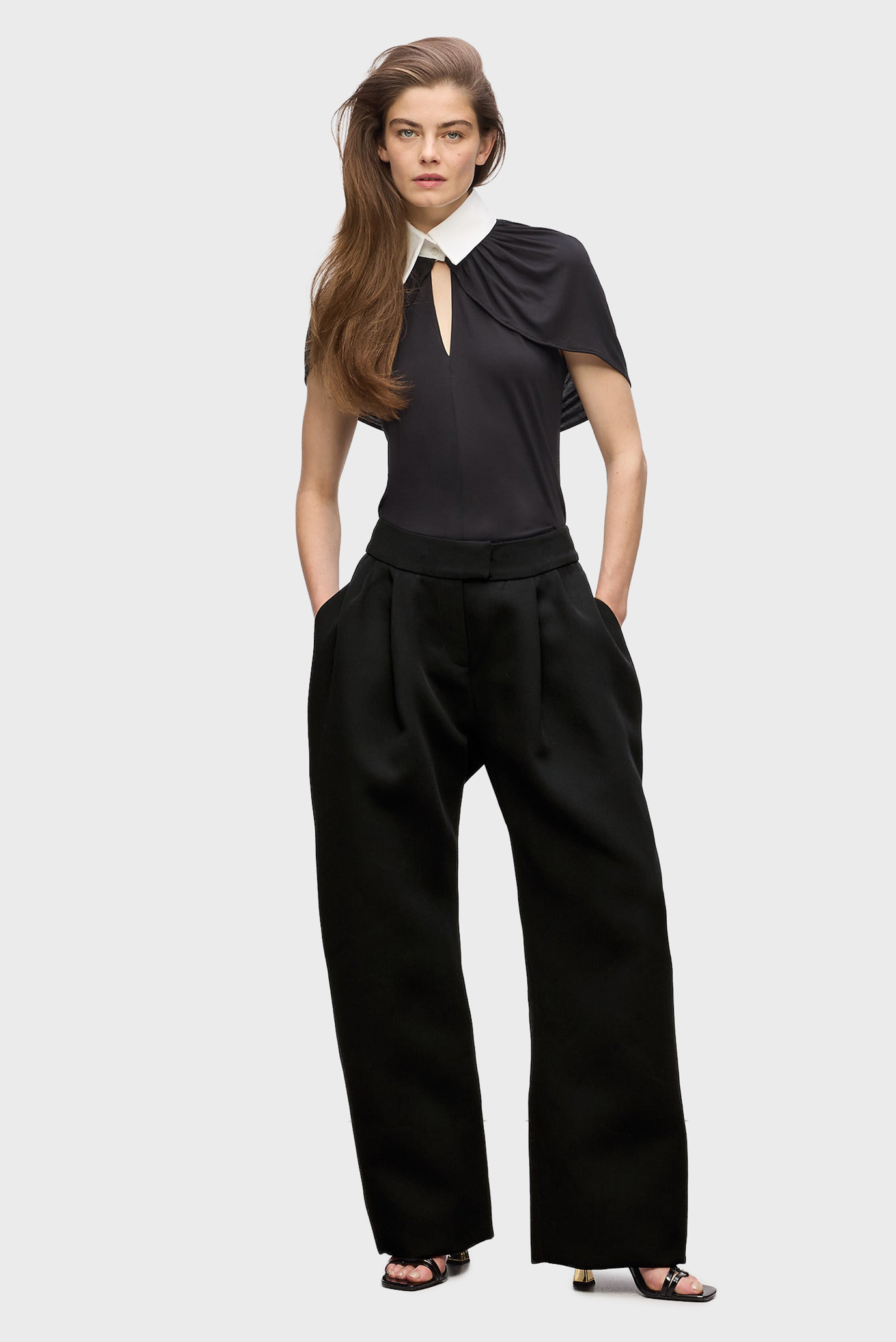 Женские черные брюки studio Черный 40 Karl Lagerfeld A4W10144 Женские черные брюки studio Черный 40 Karl Lagerfeld A4W10144