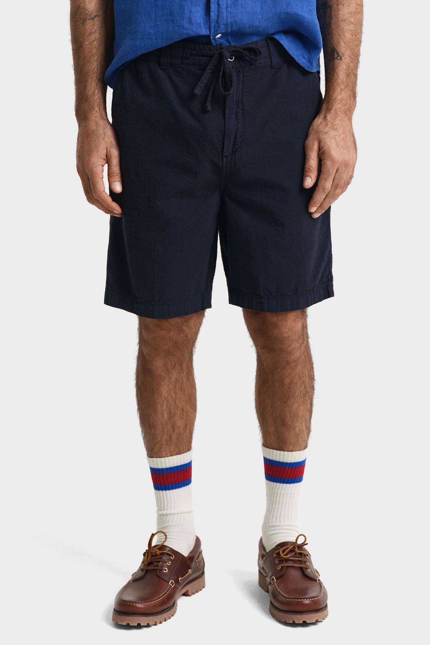 Мужские темно-синие шорты REG GMNT DYE SEERSUCKER SHORTS Синий L Gant 205506 Мужские темно-синие шорты REG GMNT DYE SEERSUCKER SHORTS Синий L Gant 205506
