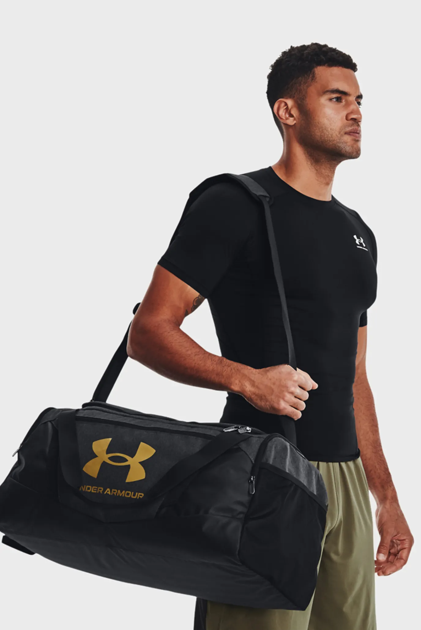 Черная спортивная сумка UA Undeniable 5.0 Duffle MD 2