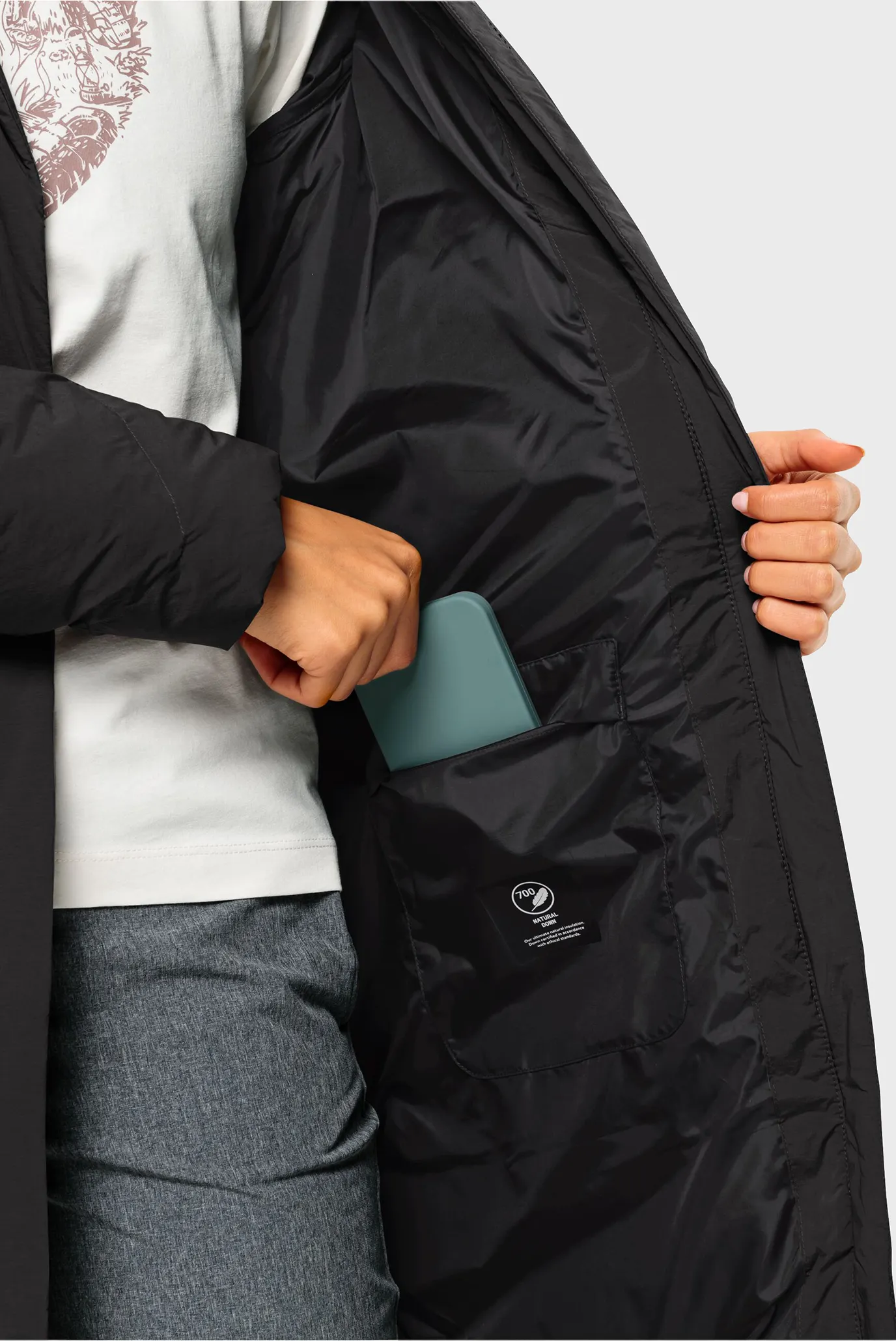 Женский черный пуховик 5