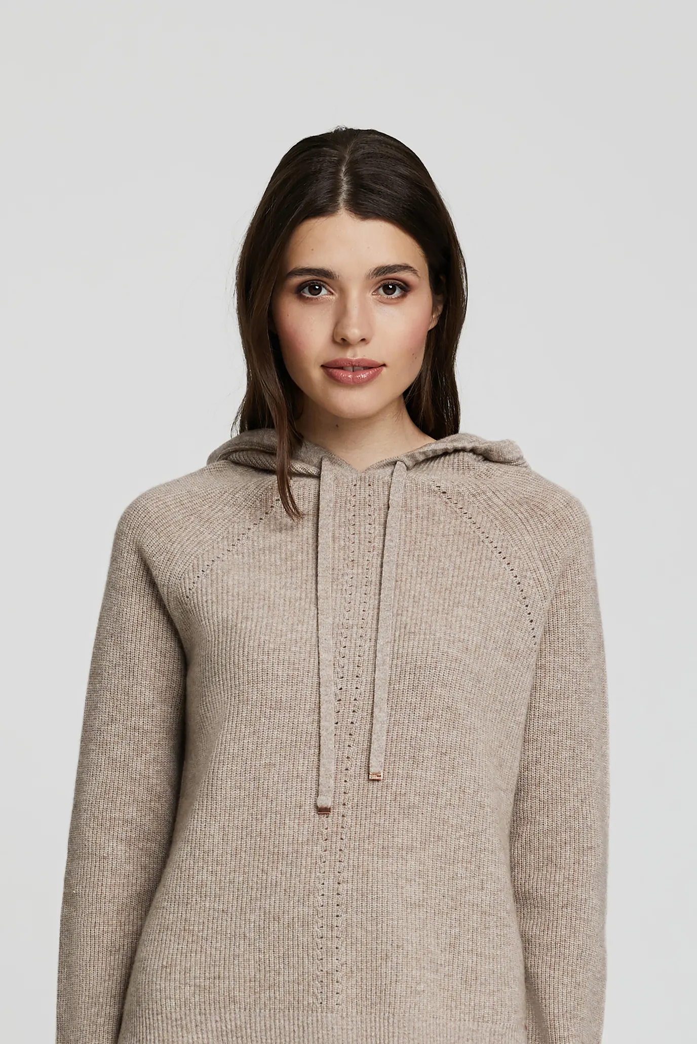 Жіноче бежеве кашемірове худі 2