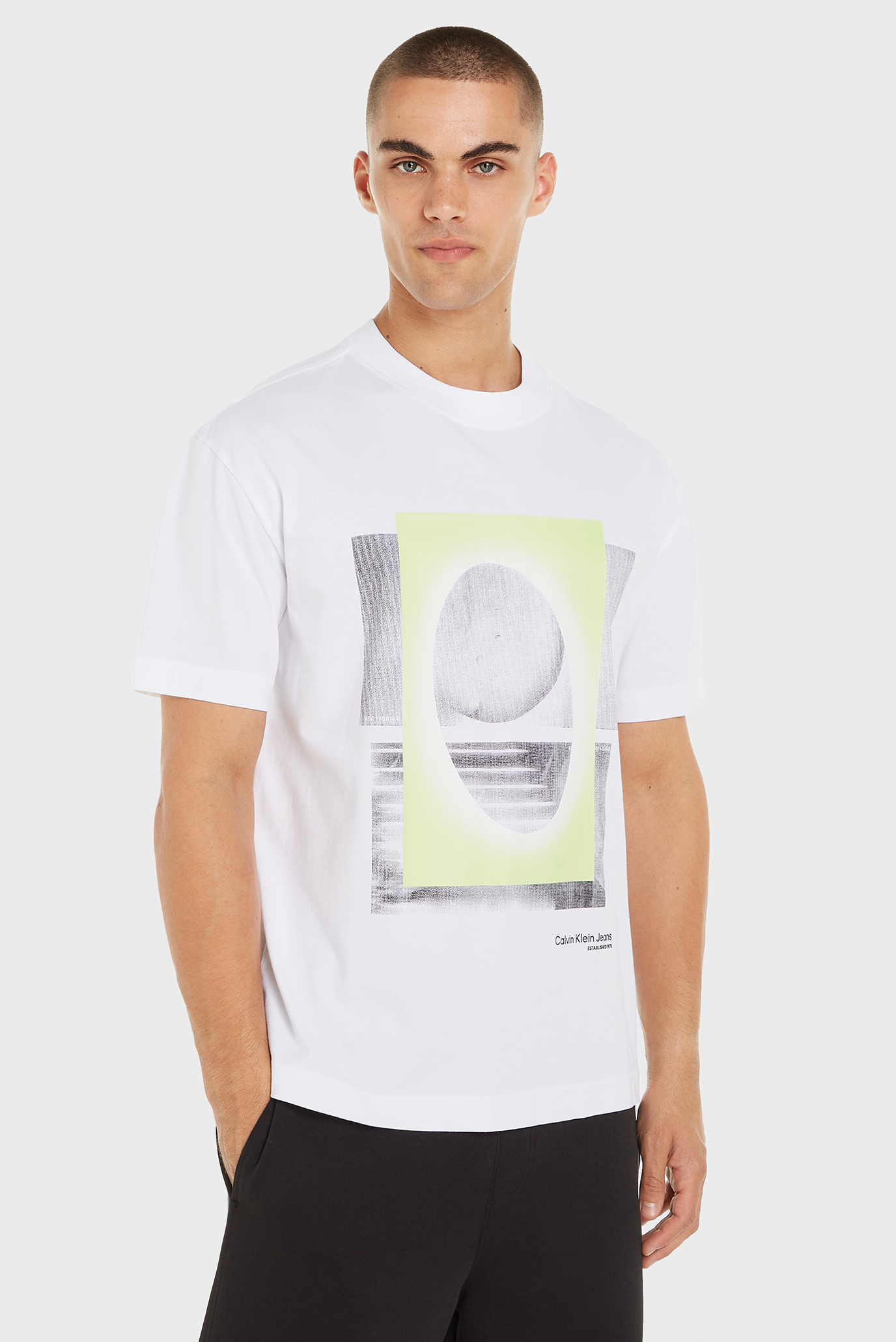 Мужская белая футболка META PHOTOPRINT Белый M Calvin Klein Jeans J30J325199 Мужская белая футболка META PHOTOPRINT Белый M Calvin Klein Jeans J30J325199