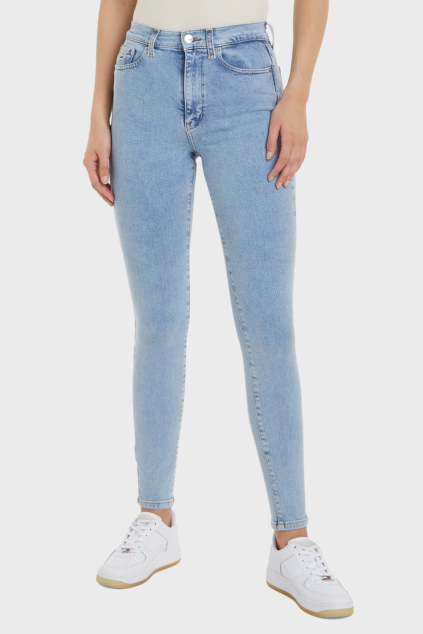 Женские голубые джинсы SYLVIA Голубой 25-32 Tommy Jeans DW0DW17454 Женские голубые джинсы SYLVIA Голубой 25-32 Tommy Jeans DW0DW17454