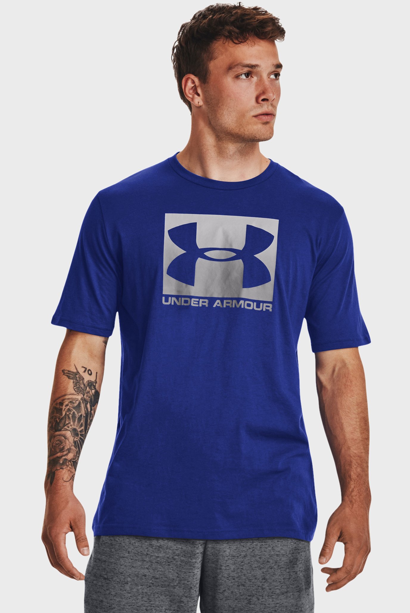 Мужская синяя футболка UA Boxed Sportstyle SS Синий S Under Armour 1329581-400 Мужская синяя футболка UA Boxed Sportstyle SS Синий S Under Armour 1329581-400