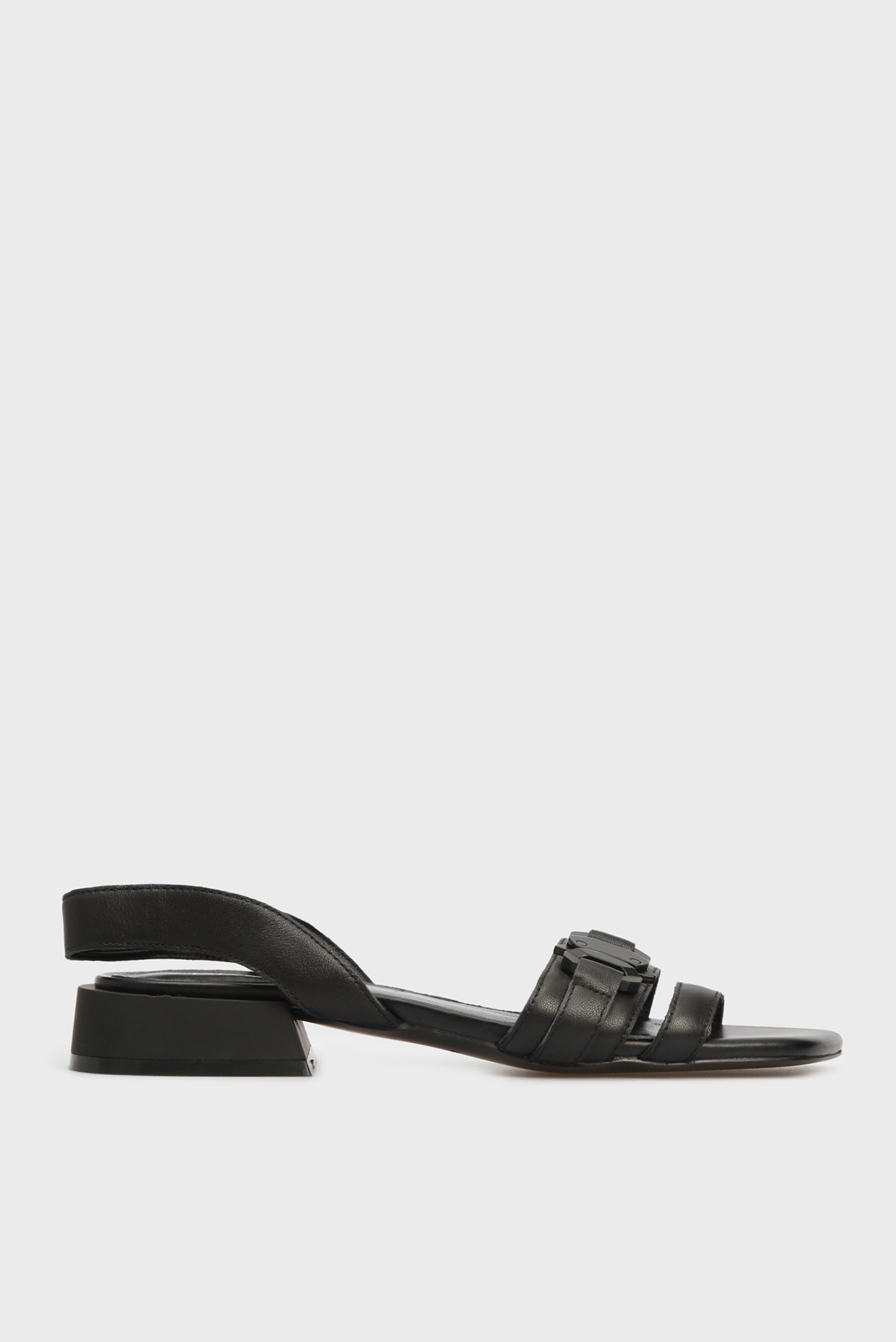 Женские черные кожаные сандалии 1