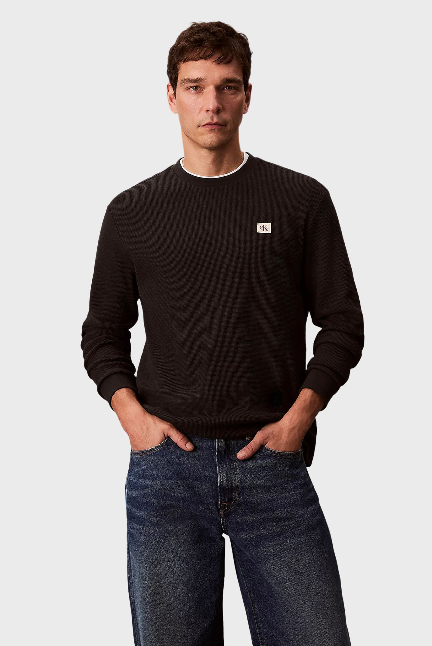 Мужской черный лонгслив WAFFLE BADGE Черный XXL Calvin Klein Jeans LV040EM217 Мужской черный лонгслив WAFFLE BADGE Черный XXL Calvin Klein Jeans LV040EM217