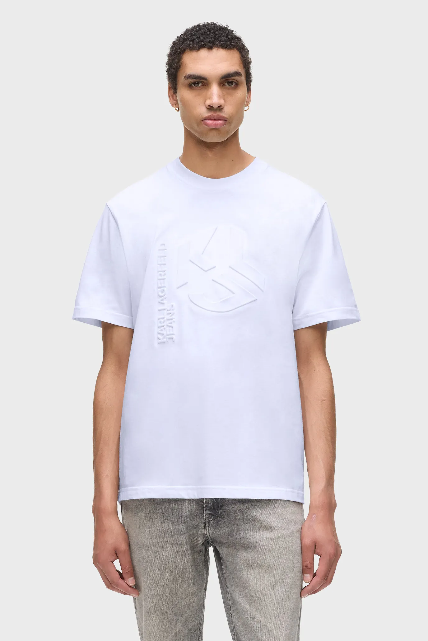 Чоловіча біла футболка embossed 1