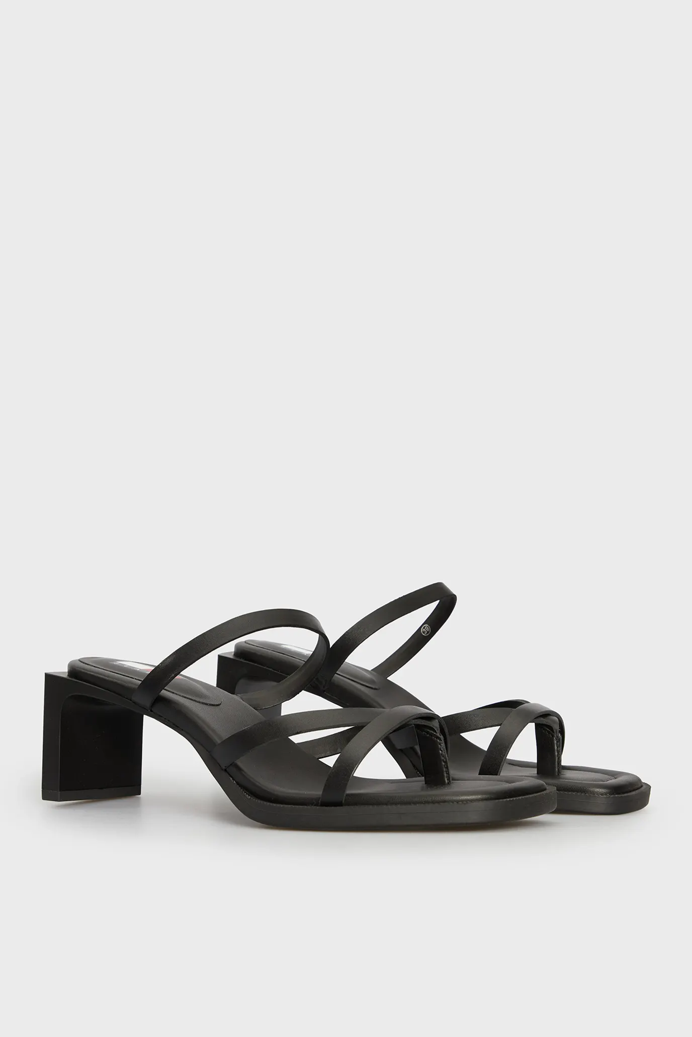 Жіночі чорні шкіряні мюлі THE SOHO SANDAL 3