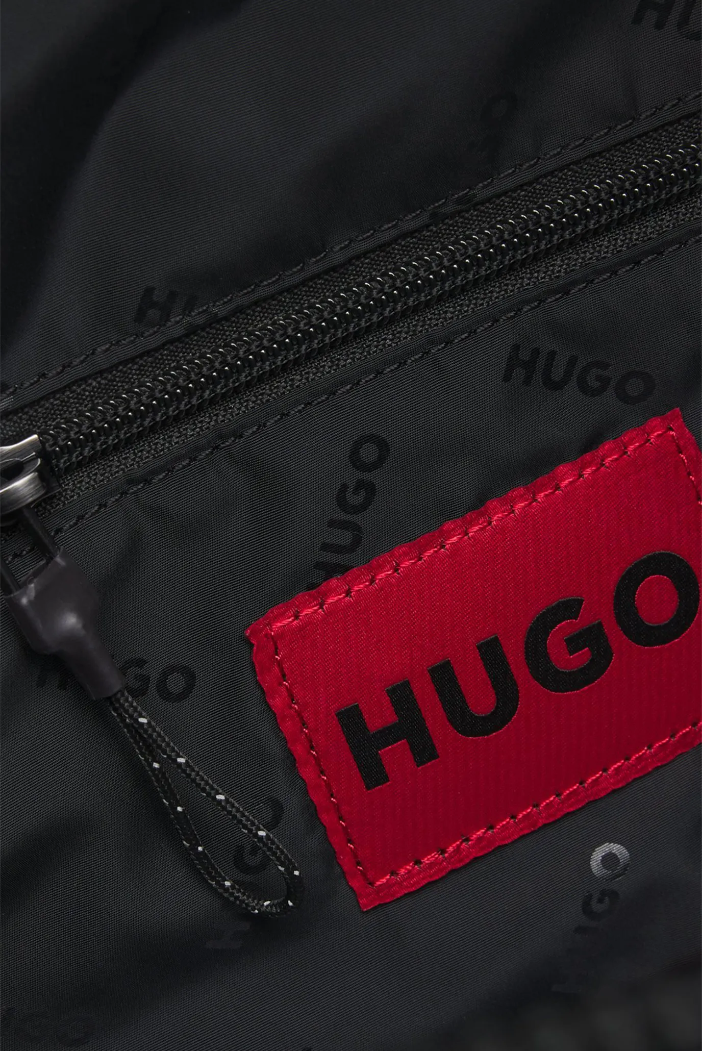 Мужская черная дорожняя сумка 4