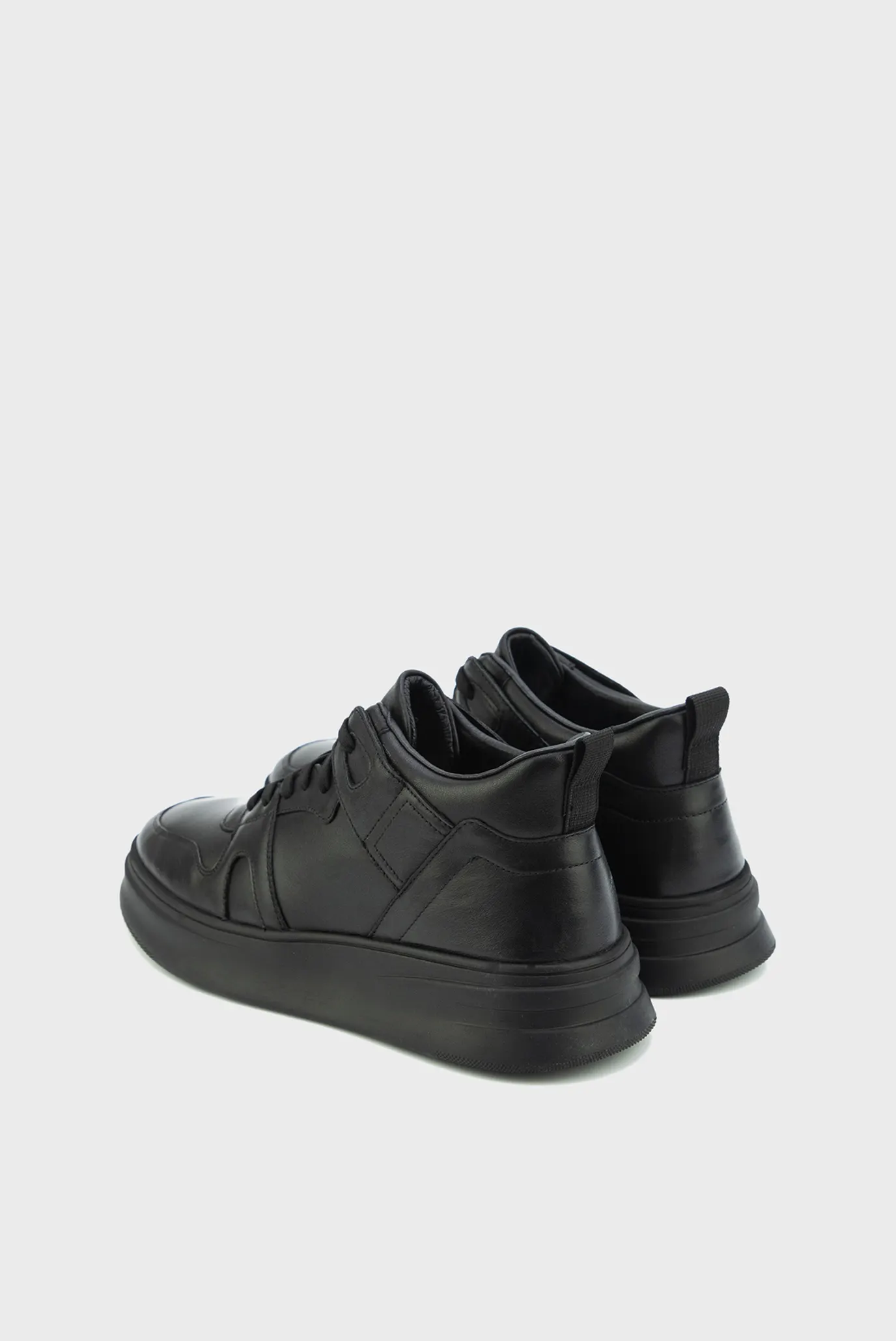 Мужские черные кожаные кроссовки 4