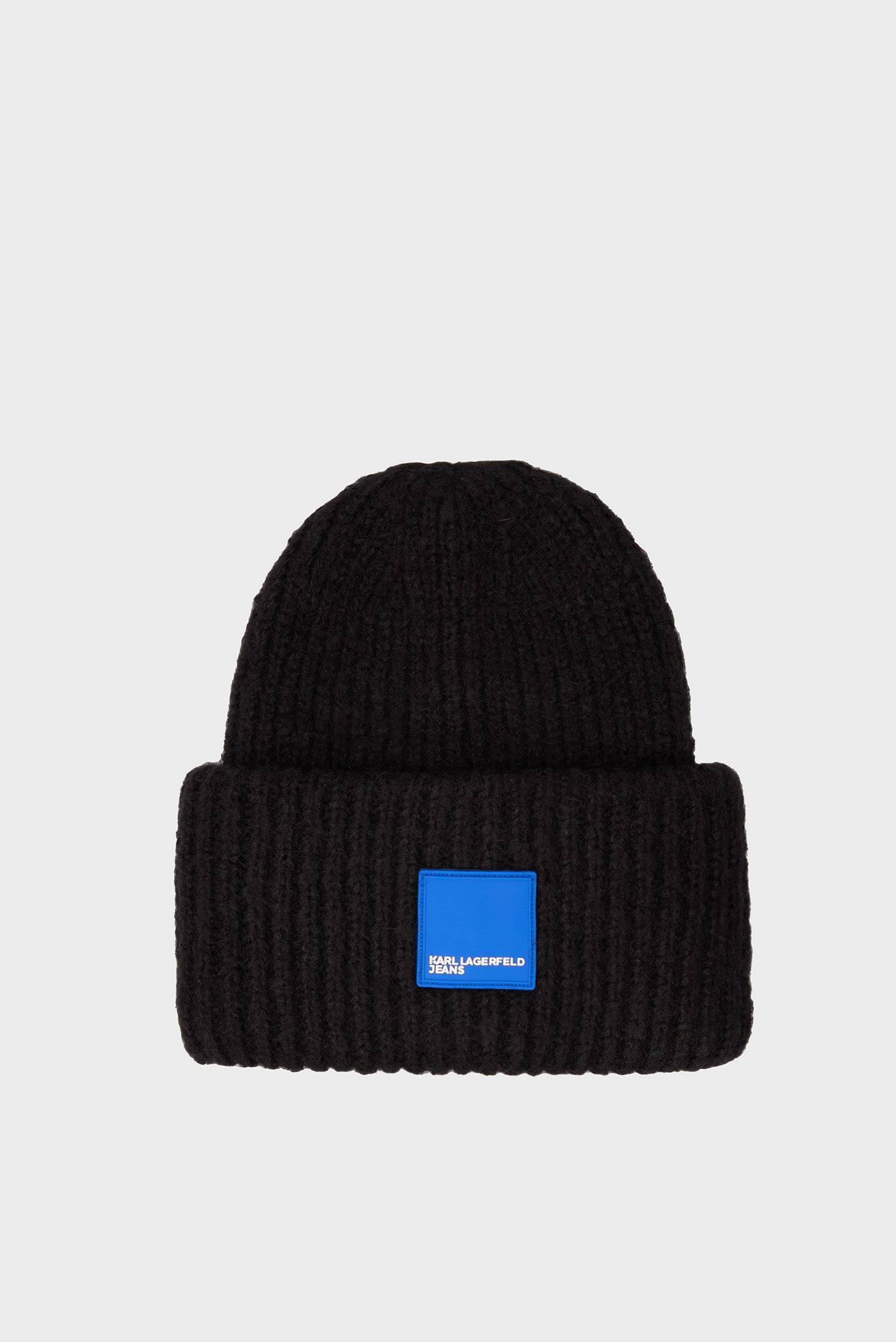 Женская черная шапка box logo beanie 1