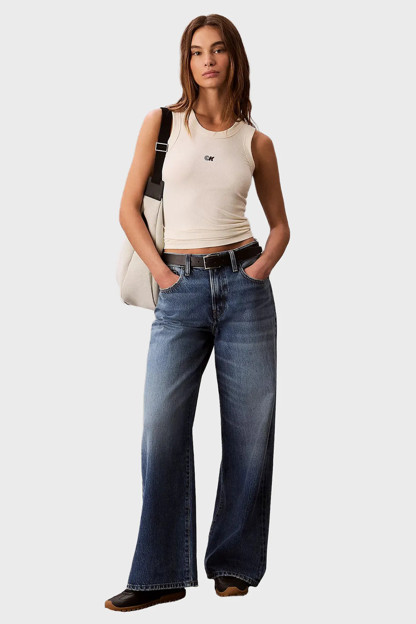 Женская белая майка A-Modal 2