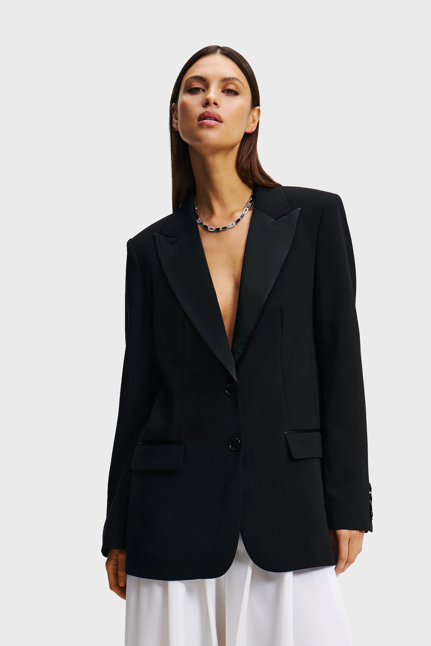 Женский черный жакет TAILORED Черный 38 Karl Lagerfeld A2W14052 Женский черный жакет TAILORED Черный 38 Karl Lagerfeld A2W14052