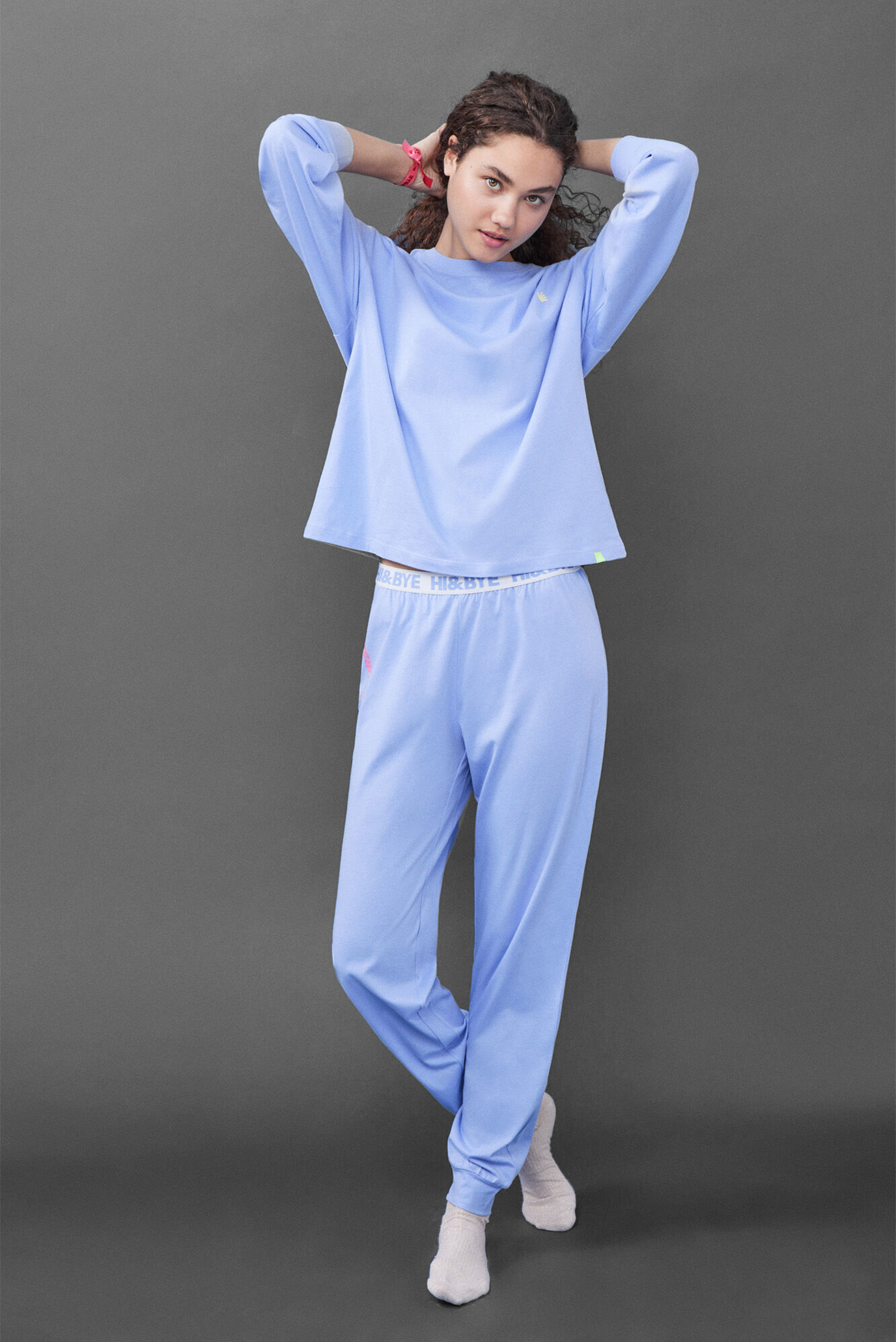 Женская голубая пижама (лонгслив, брюки) 1