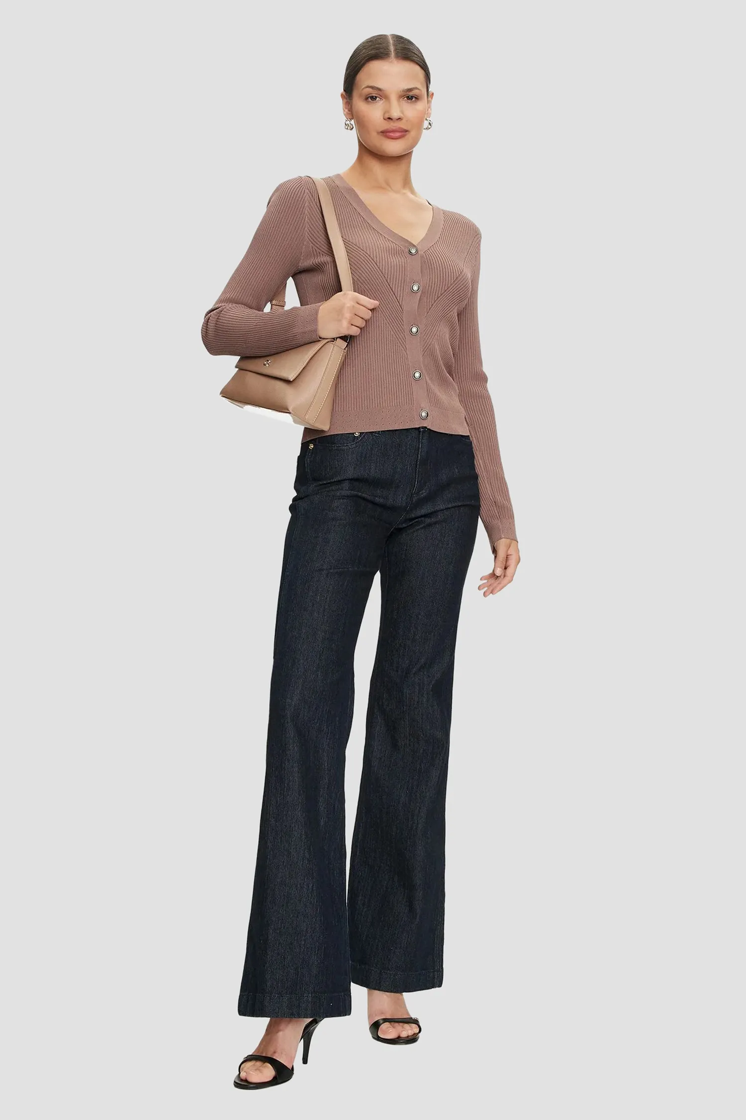 Женский коричневый кардиган 2