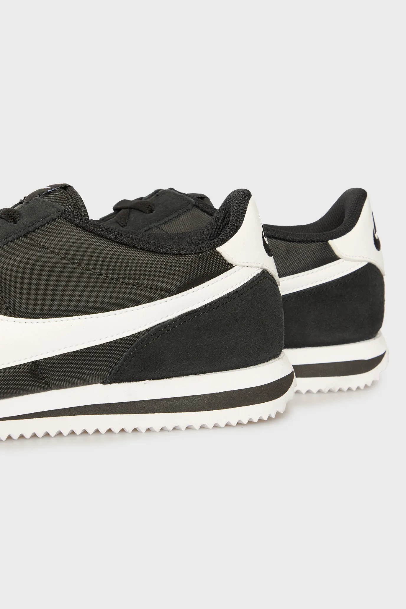 Чоловічі чорні кросівки NIKE CORTEZ TXT 2