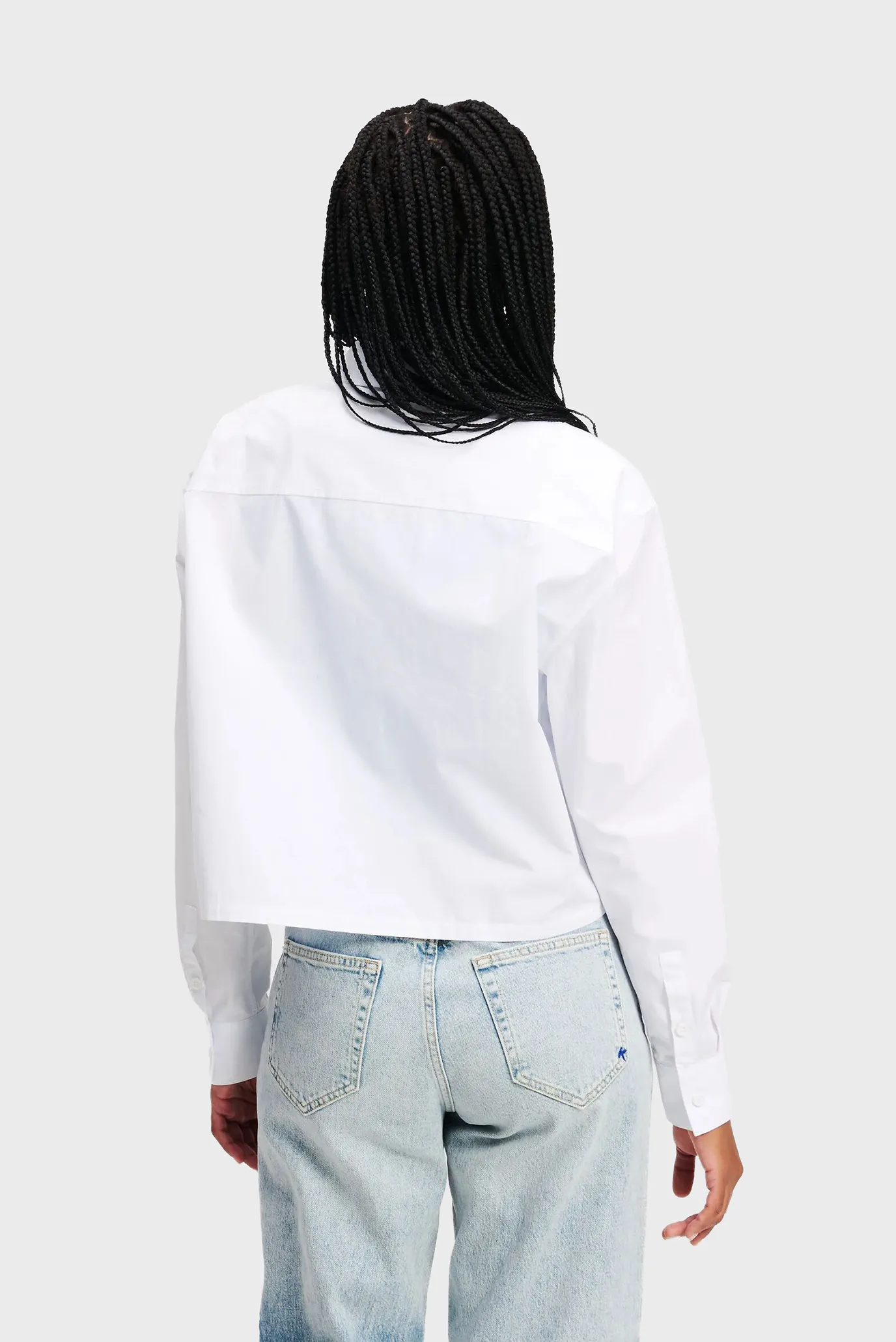 Женская белая рубашка logo 2