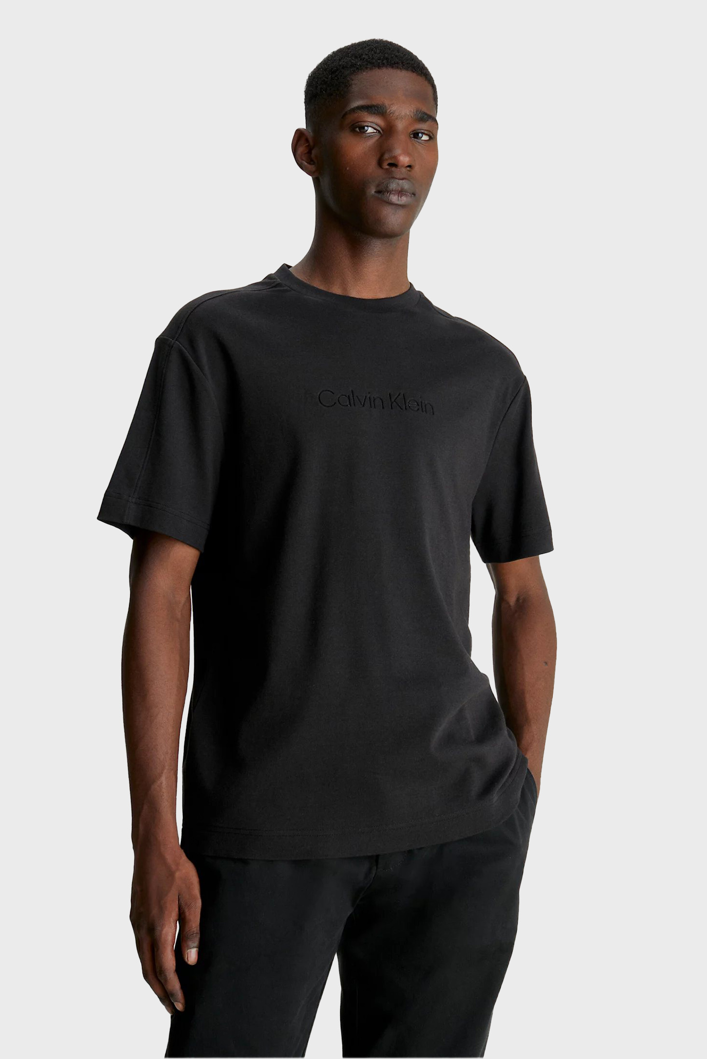 Мужская черная футболка COMFORT DEBOSSED LOGO 1