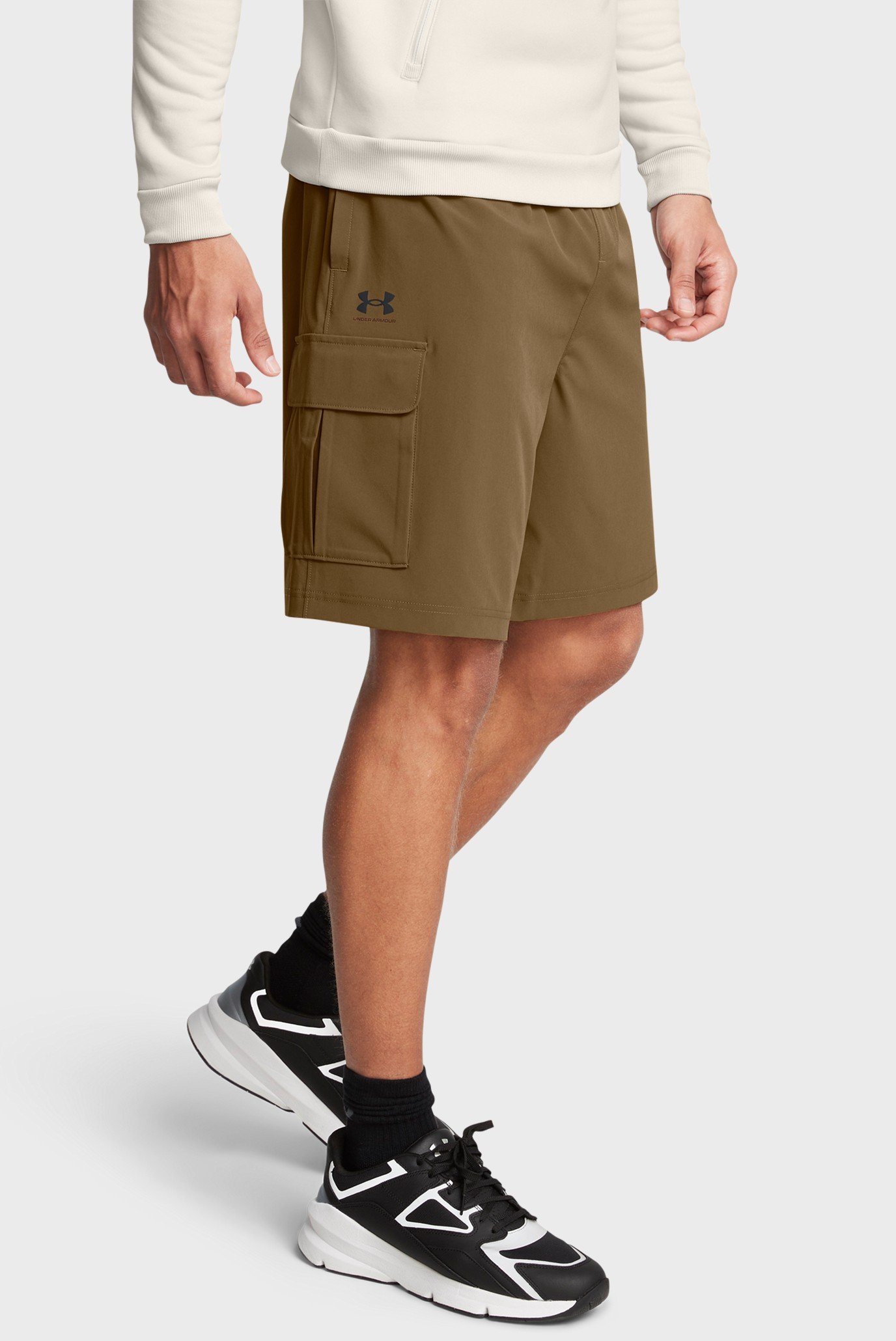 Чоловічі коричневі шорти UA Vibe Woven Cargo Short 1