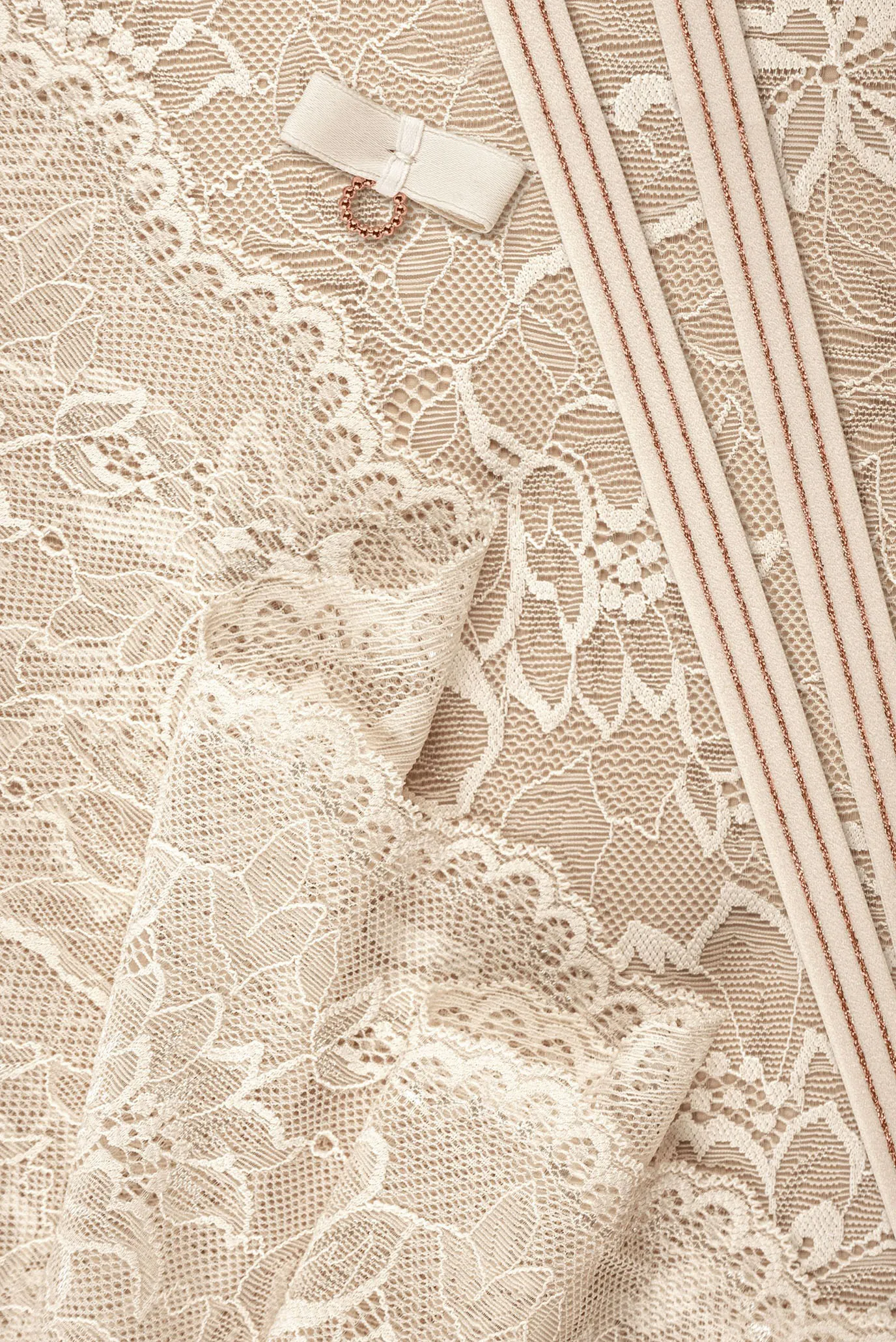 Жіночий бежевий бюстгальтер 6