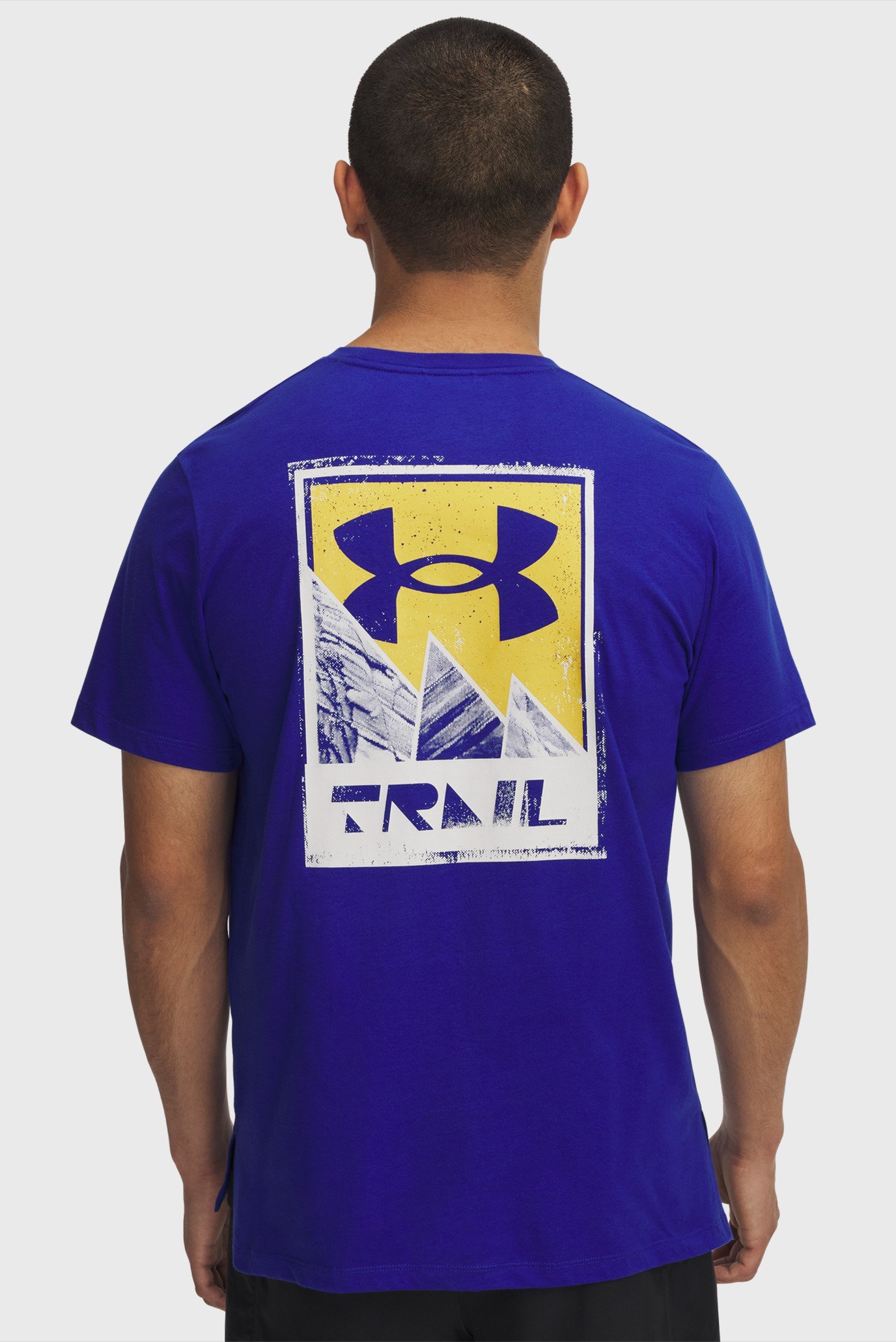 Мужская синяя футболка UA TRAIL RUN GRAPHIC TEE 1