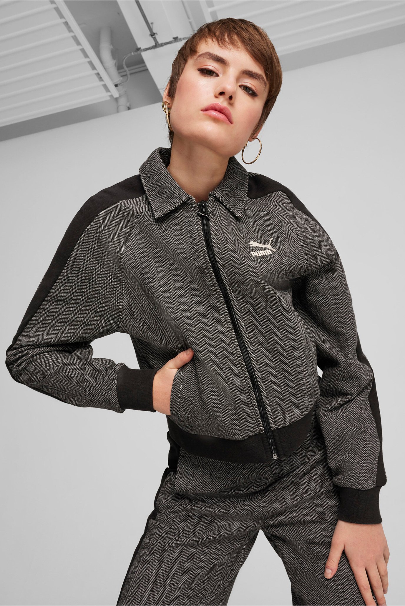 Жіноча сіра спортивна кофта T7 Track Jacket Women 1