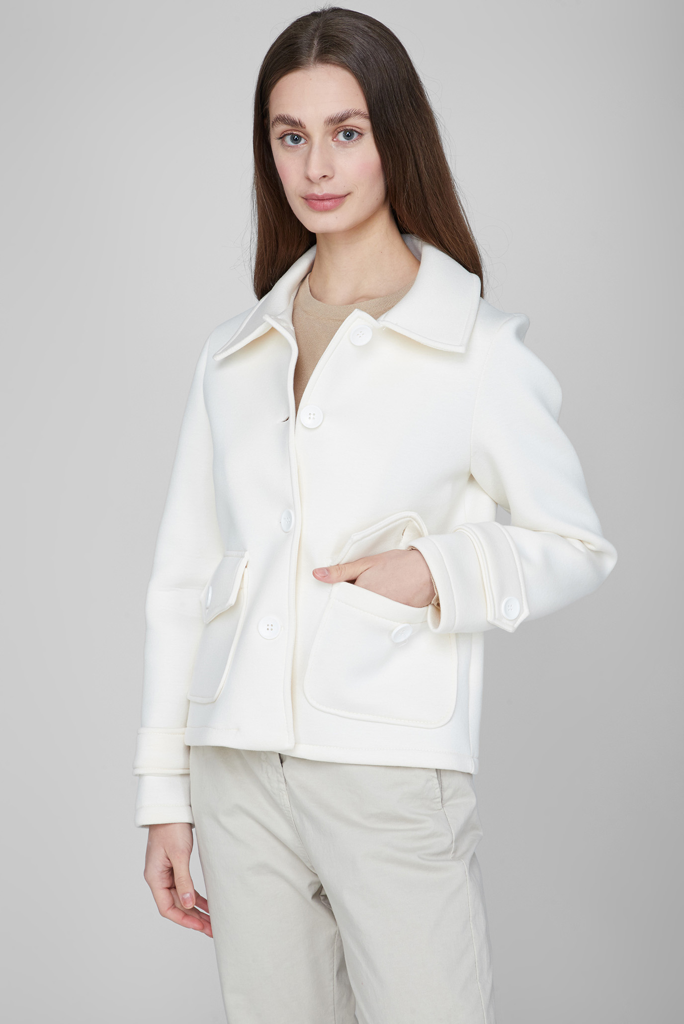 Женское белое пальто 1