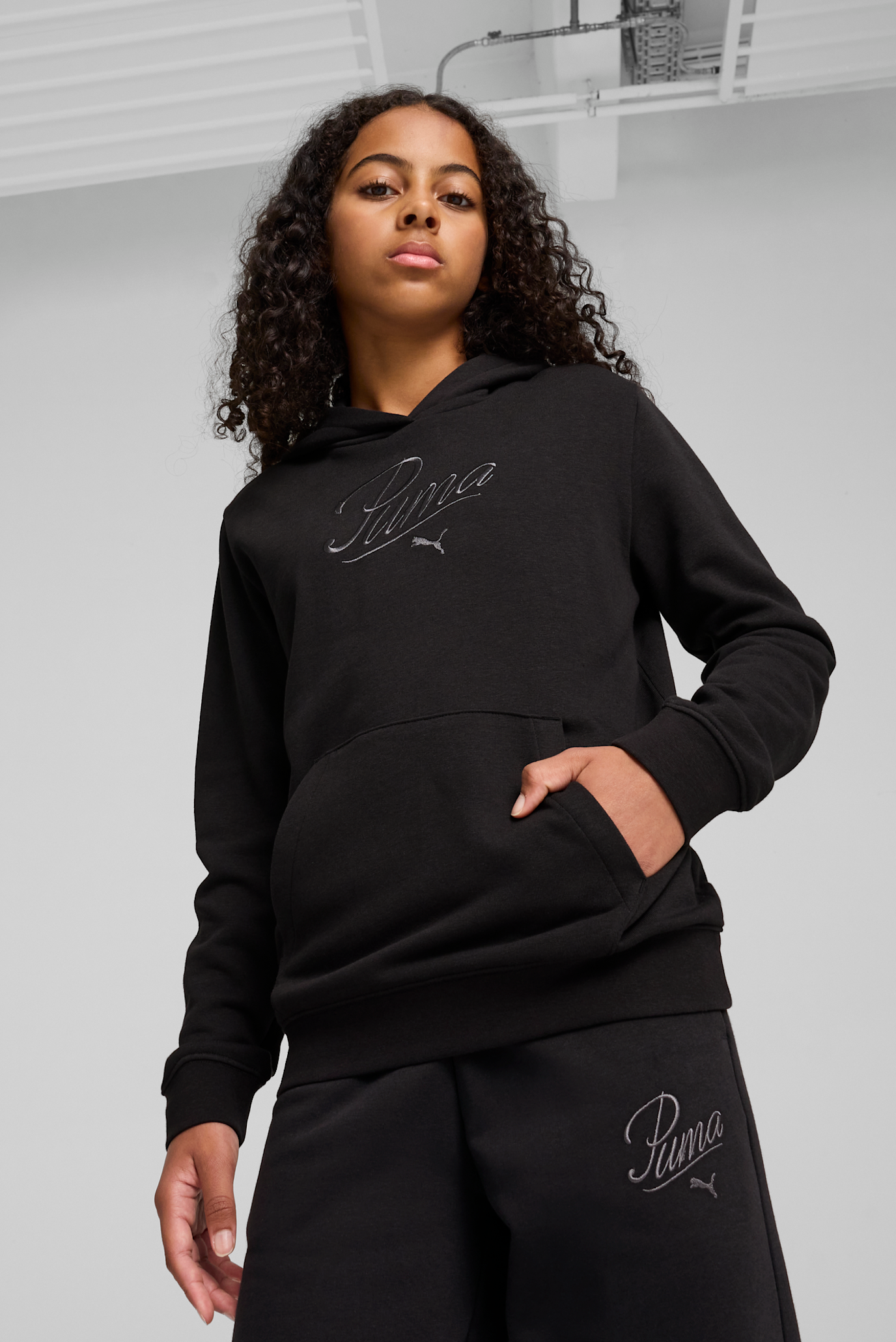 Детское черное худи Essentials Script Hoodie Youth 1