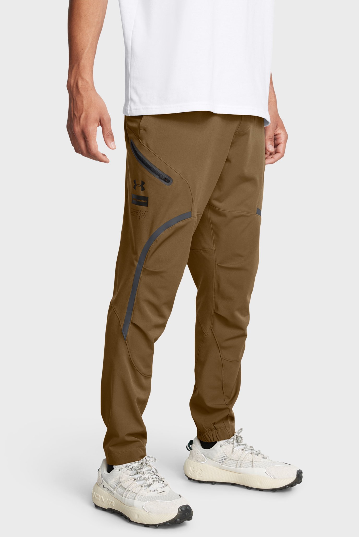 Чоловічі коричневі спортивні штани UA UNSTOPPABLE CARGO PANTS 1