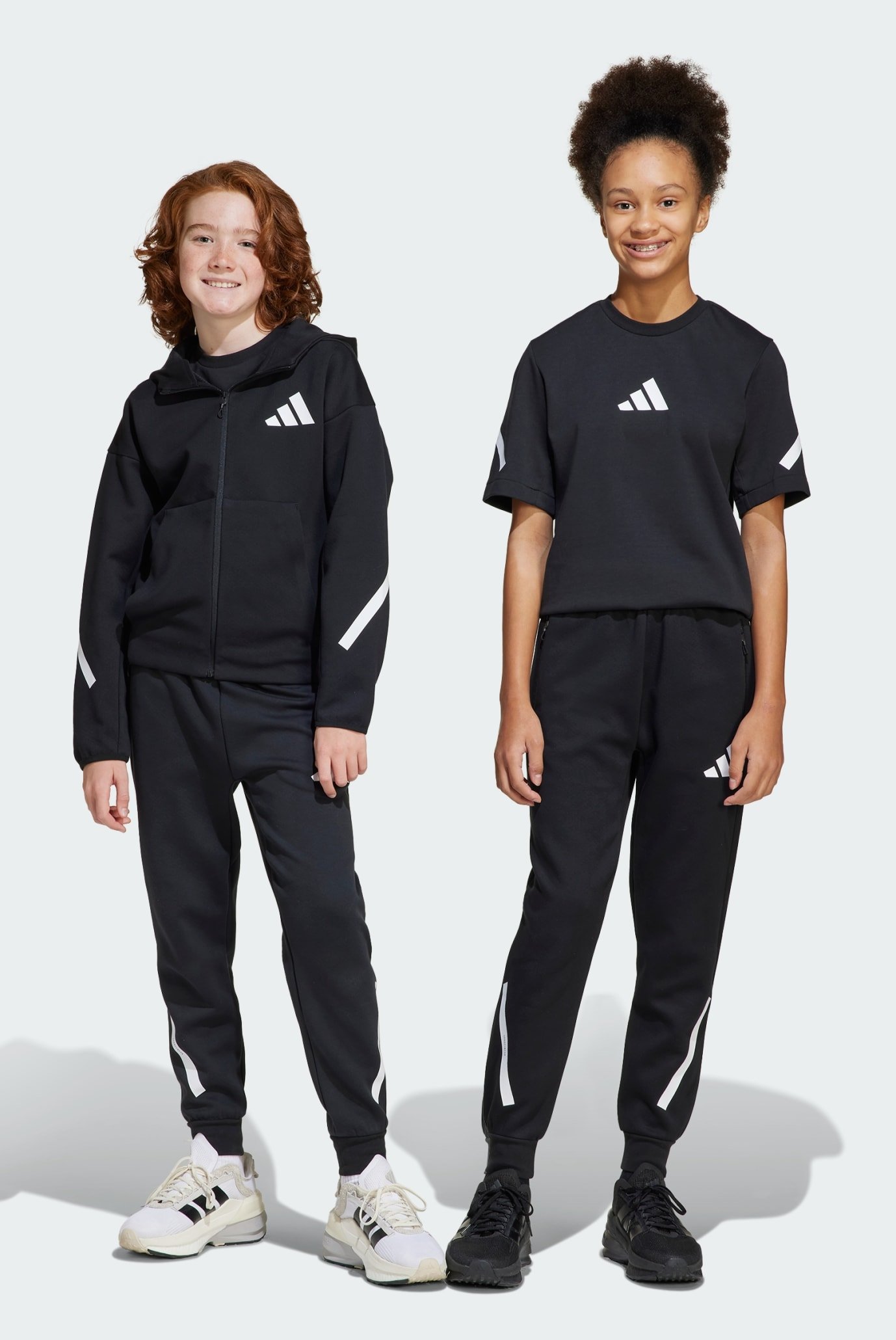 Детские черные спортивные брюки adidas Z.N.E. Tapered-Leg Kids 1