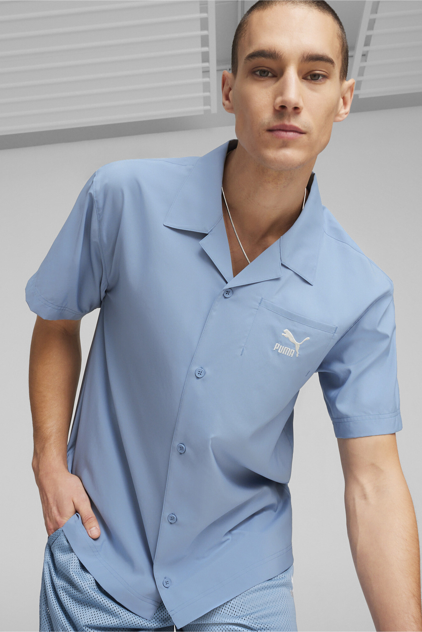Мужская голубая рубашка CLASSICS Men's Shirt 1