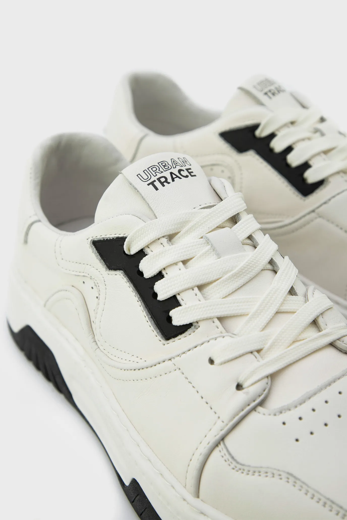 Мужские белые кожаные сникерсы 2