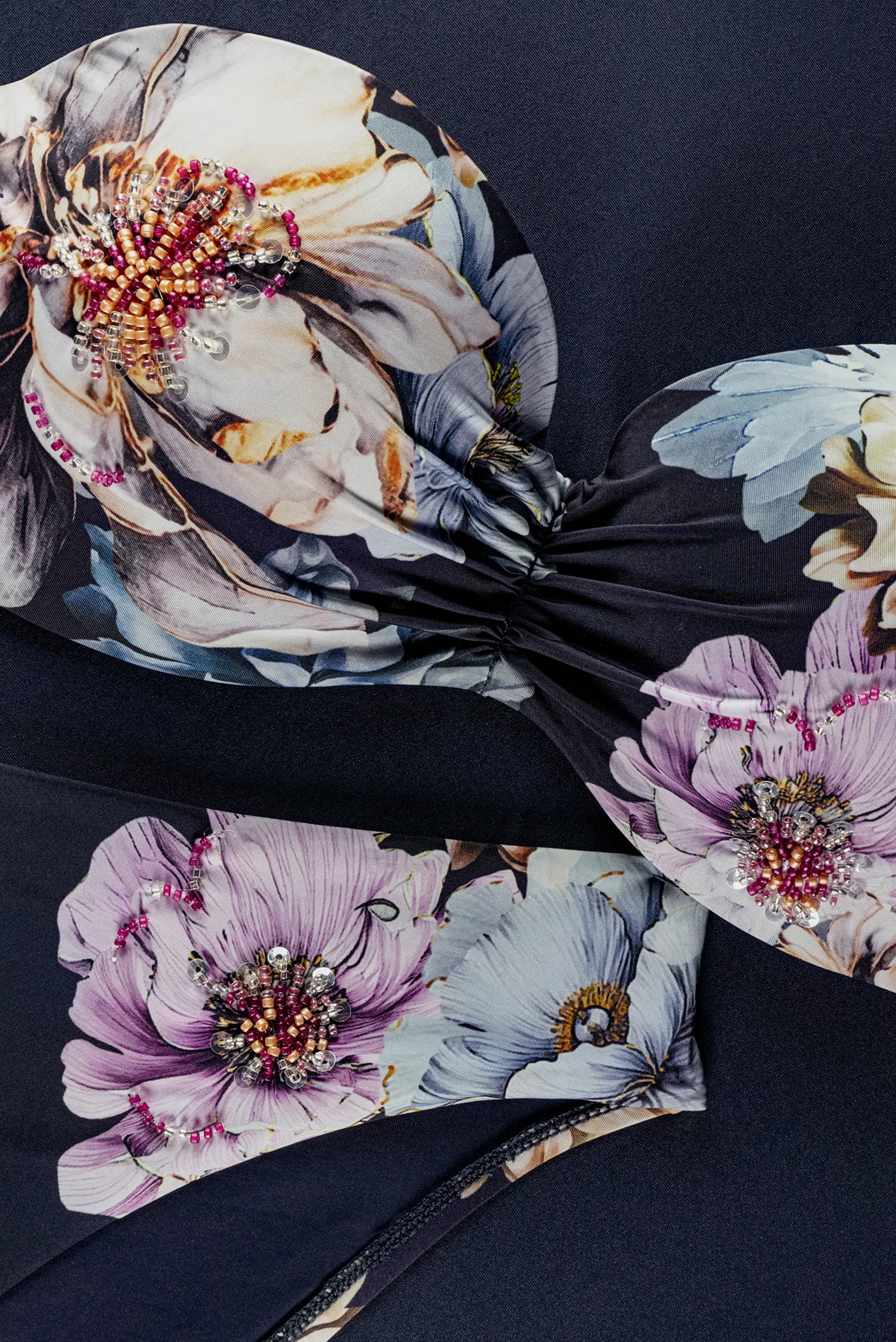 Жіночий темно-синій ліф від купальника з візерунком 5