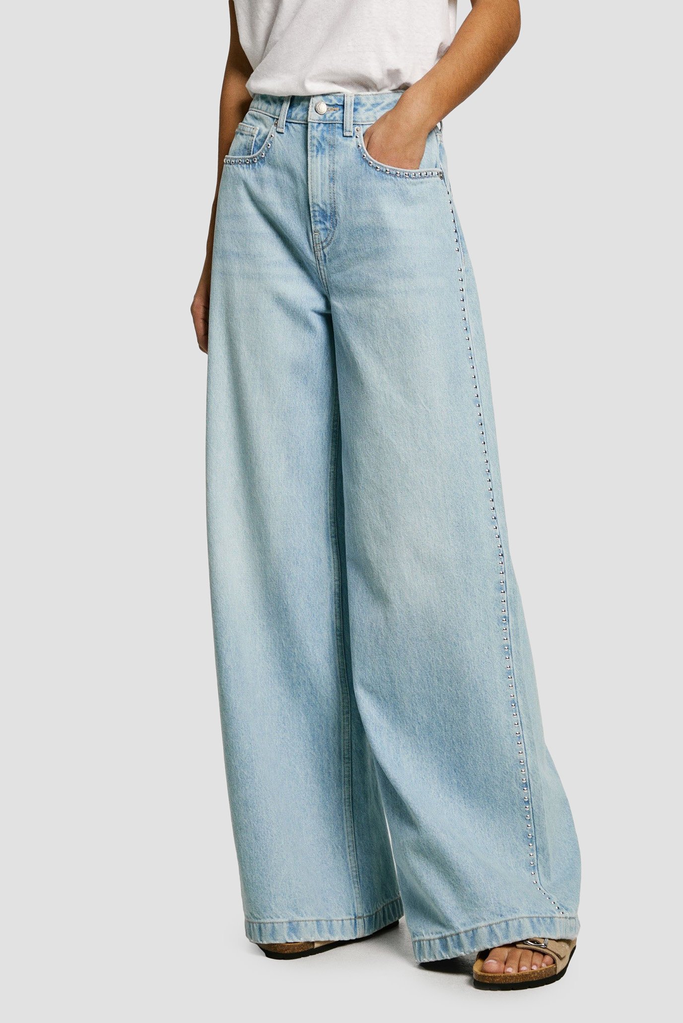 Женские голубые джинсы WIDE LEG JEANS MW STUD Голубой 25 Pepe Jeans PL2050112 Женские голубые джинсы WIDE LEG JEANS MW STUD Голубой 25 Pepe Jeans PL2050112