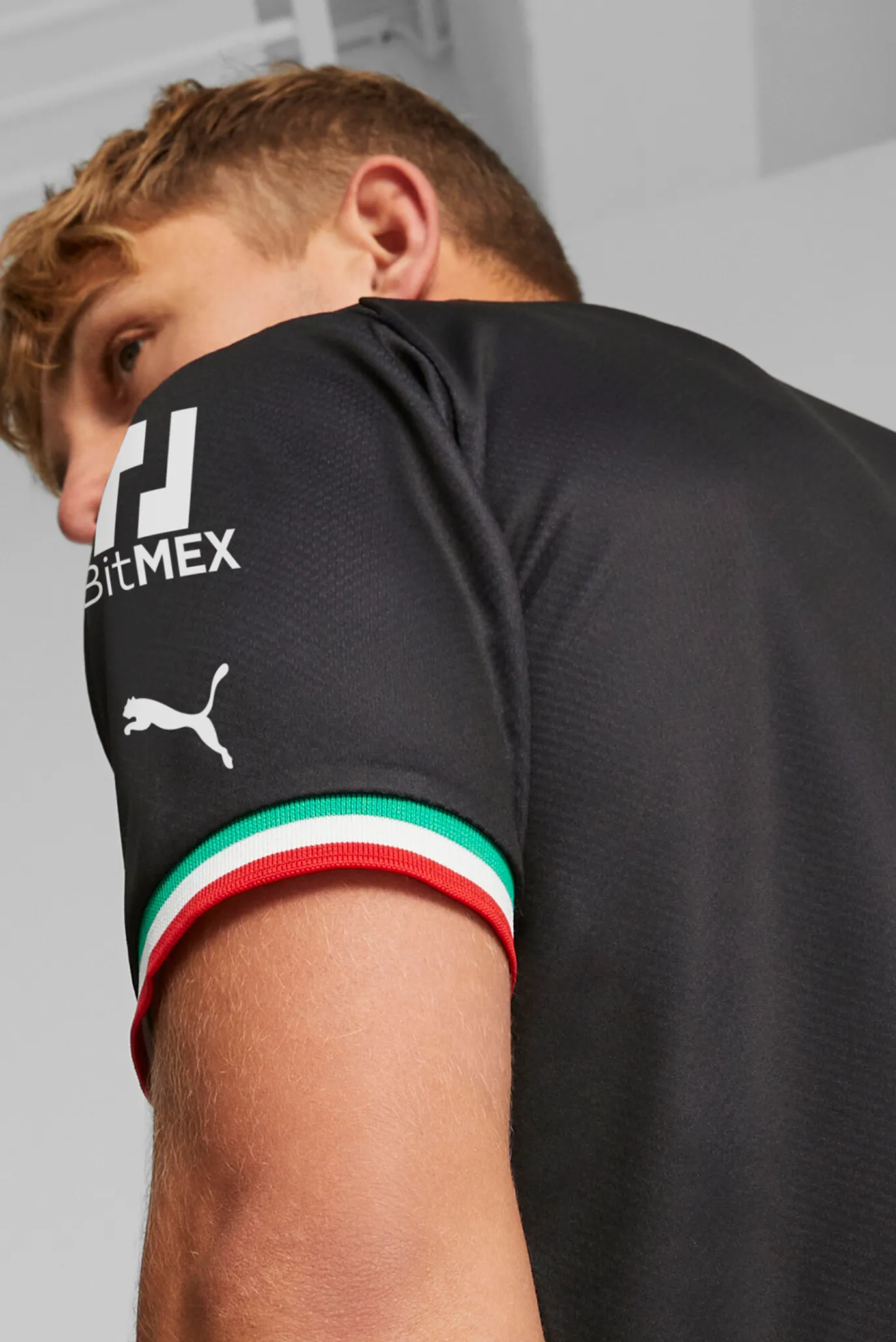 ウェア 22-23 AC MILAN ROSSO NERO PUMA L Giacca Puma Ac Milan 22/23