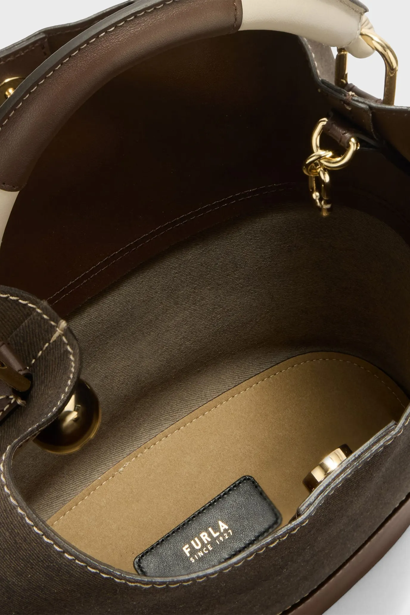 Женская коричневая кожаная сумка 4