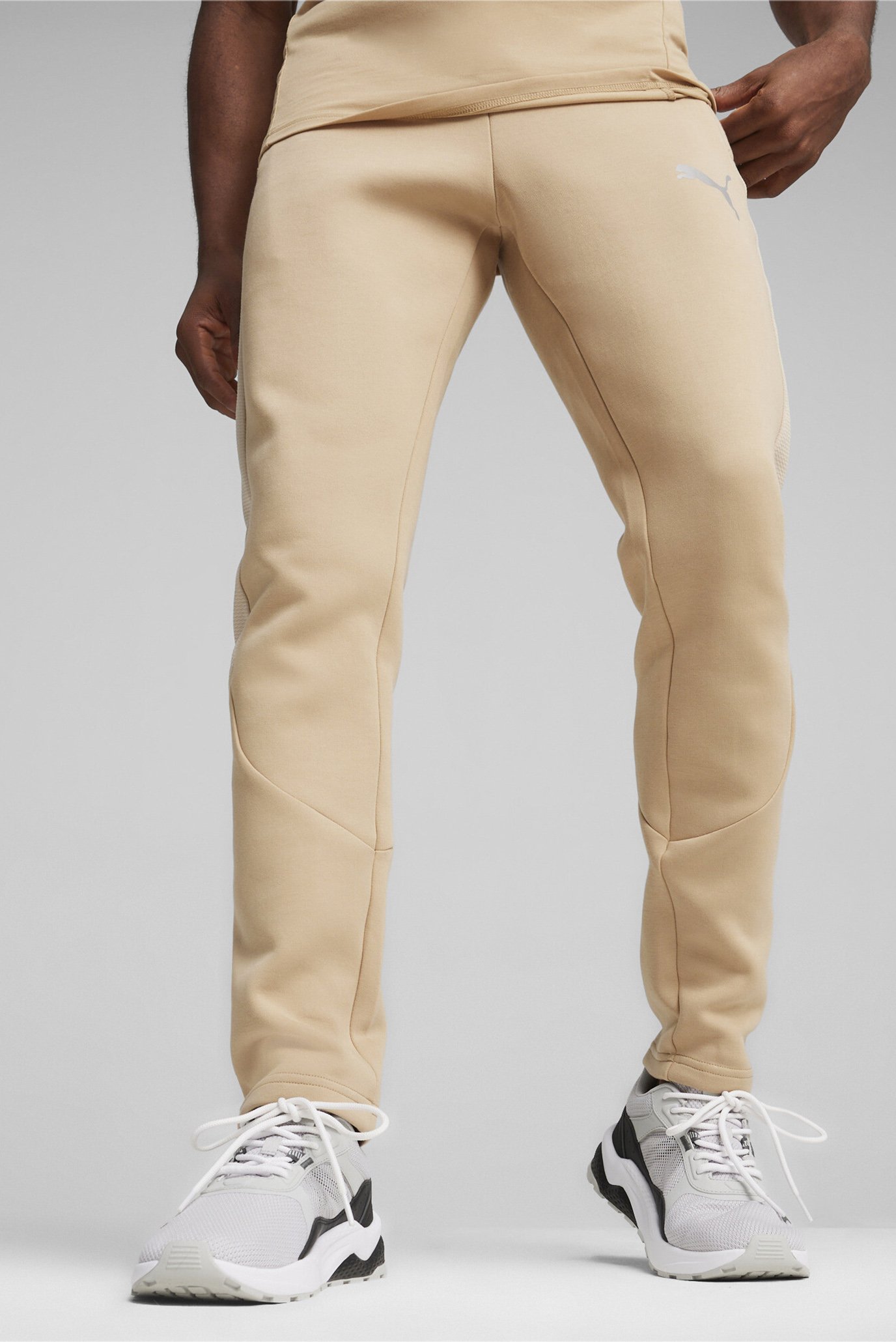 Мужские бежевые спортивные брюки EVOSTRIPE Men's Sweatpants 1